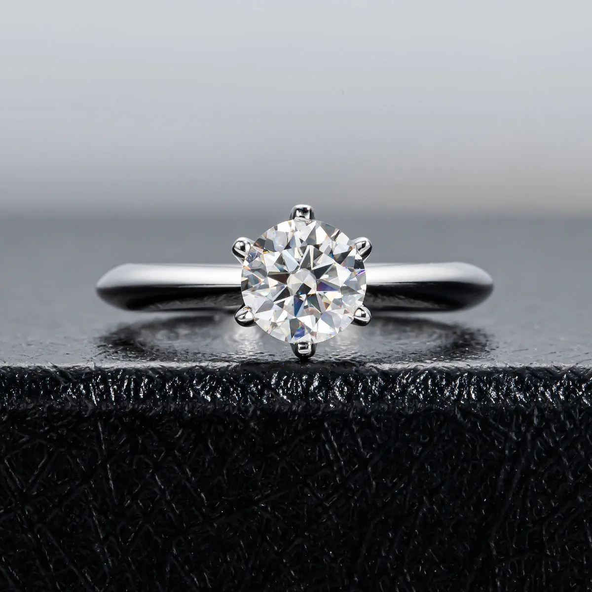 1.0ct Lab Grown Diamond Solitaire Engagement Ring 0001 KRKC