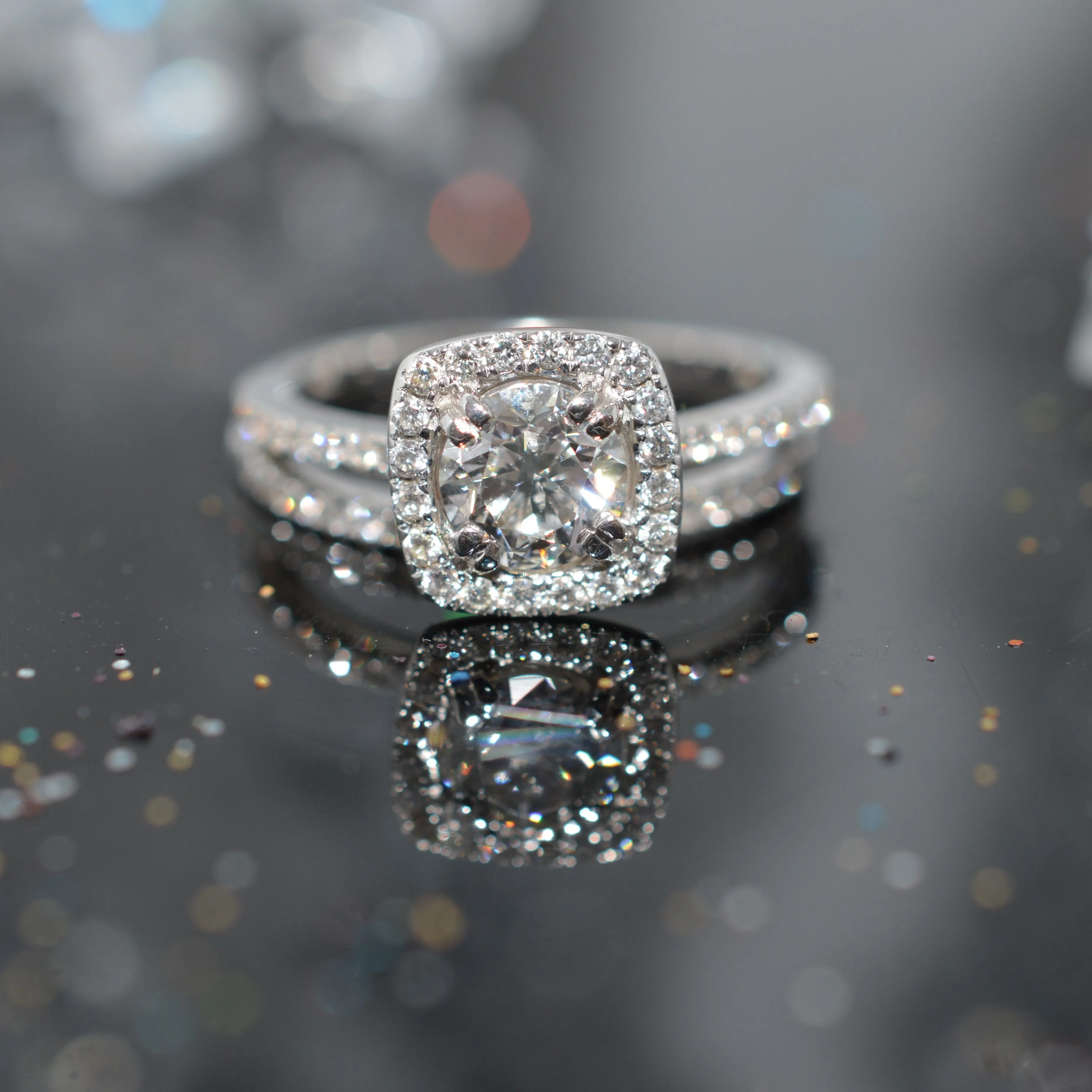 14K White Gold 2 Piece Diamond Engagement Ring Set With Round Center Diamond