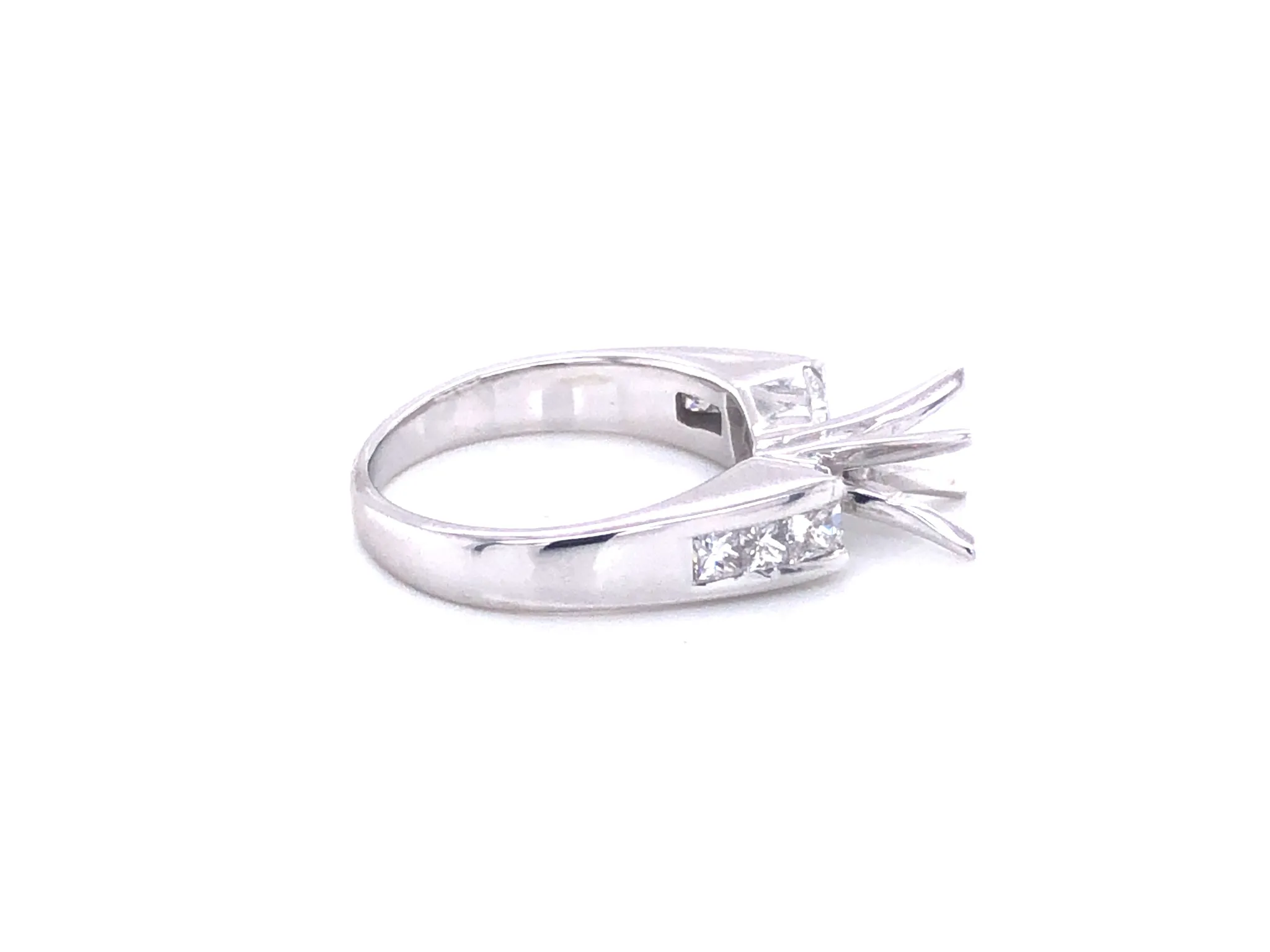 14k White Gold Diamond Engagement Ring Semi-Mount