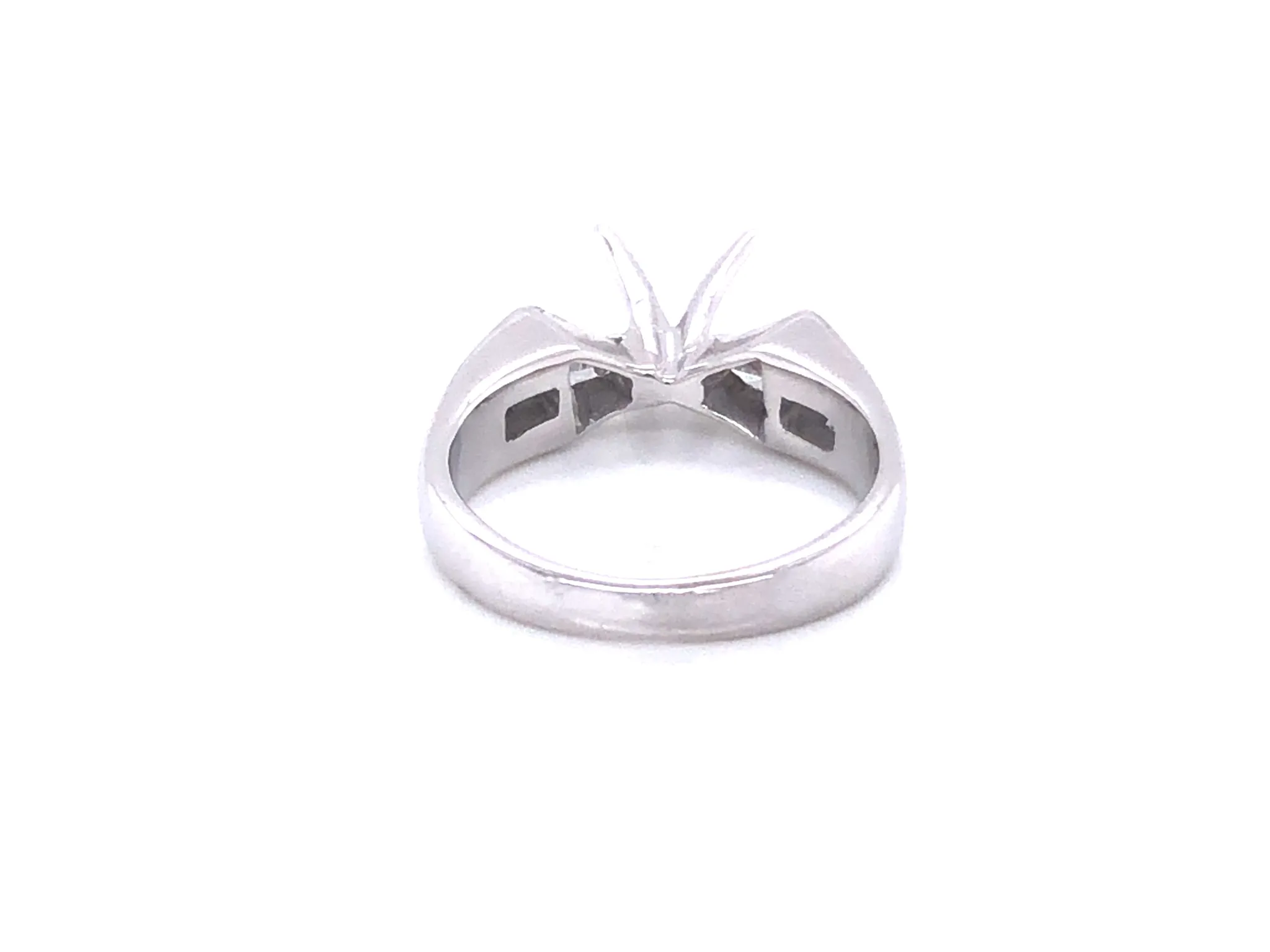 14k White Gold Diamond Engagement Ring Semi-Mount