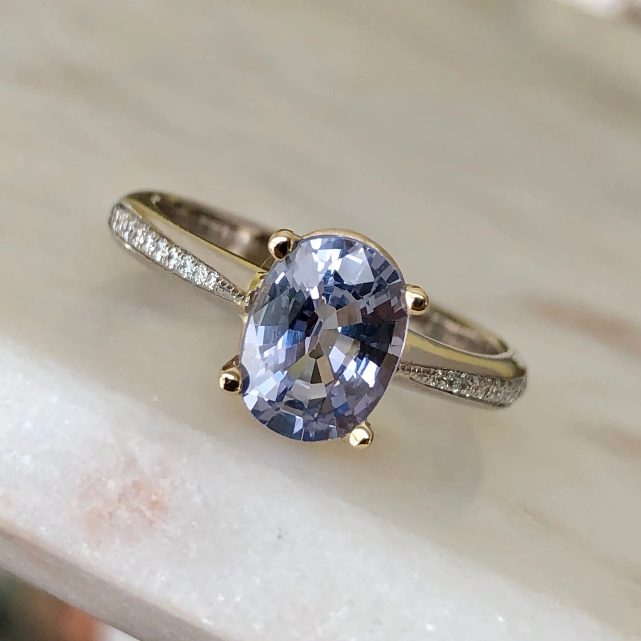 1.50 Carat Lilac Sapphire Solitaire Engagement Ring 18 Karat Gold