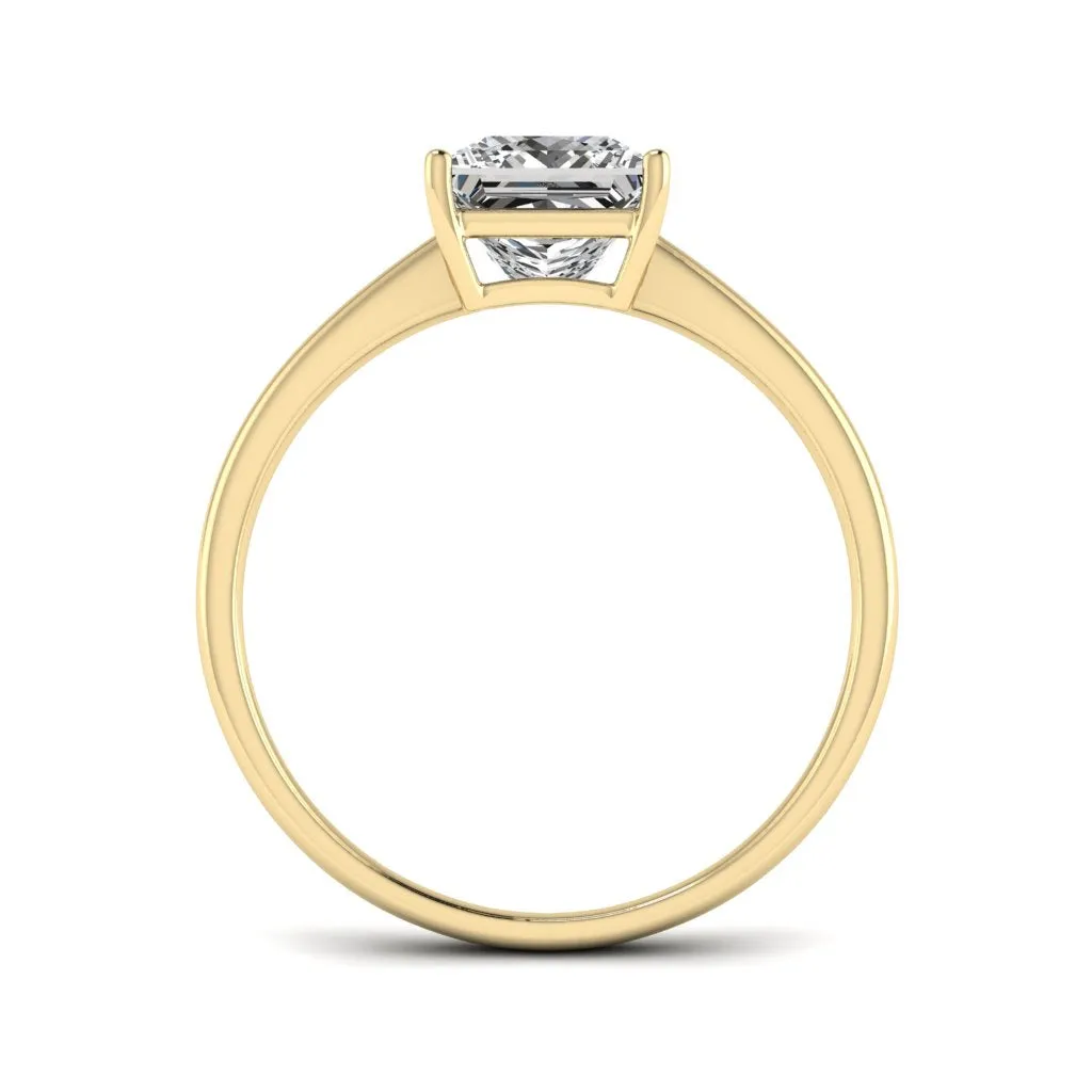 2.00 d.e.w cts 7x7 mm Princess Cut Moissanite Ring