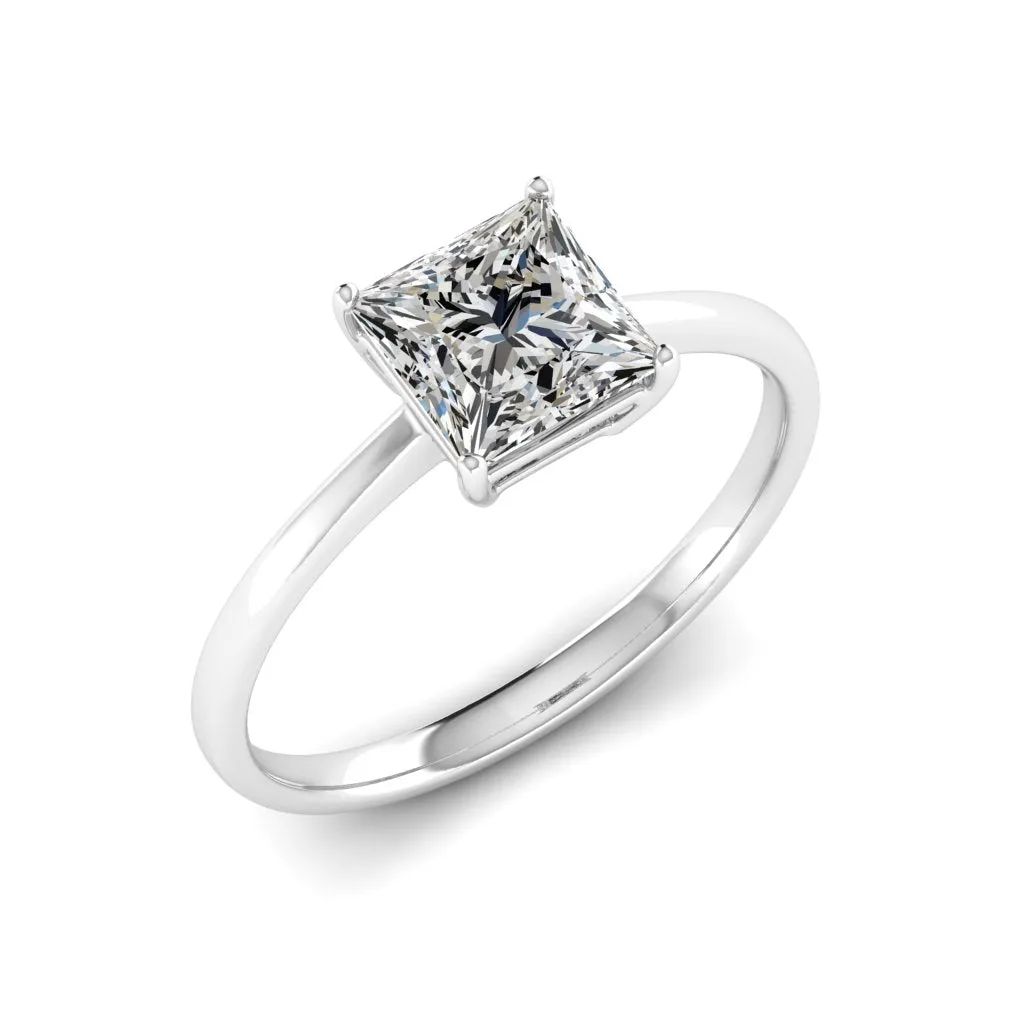 2.00 d.e.w cts 7x7 mm Princess Cut Moissanite Ring