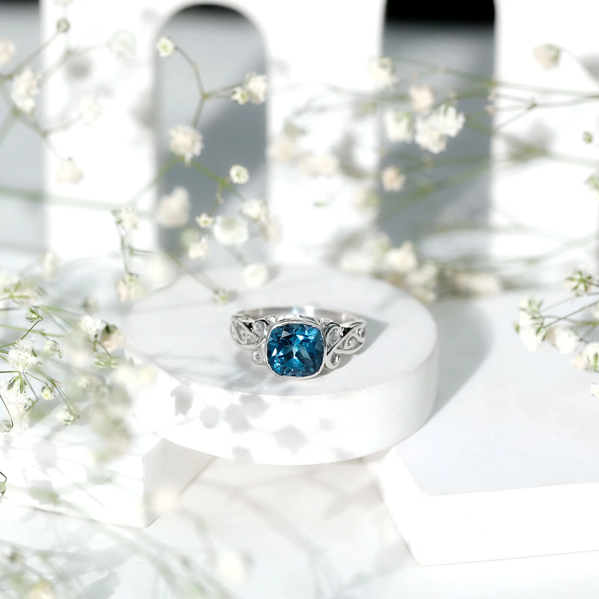 2.75 CT Vintage Style Cushion London Blue Topaz Solitaire Ring in Bezel Setting
