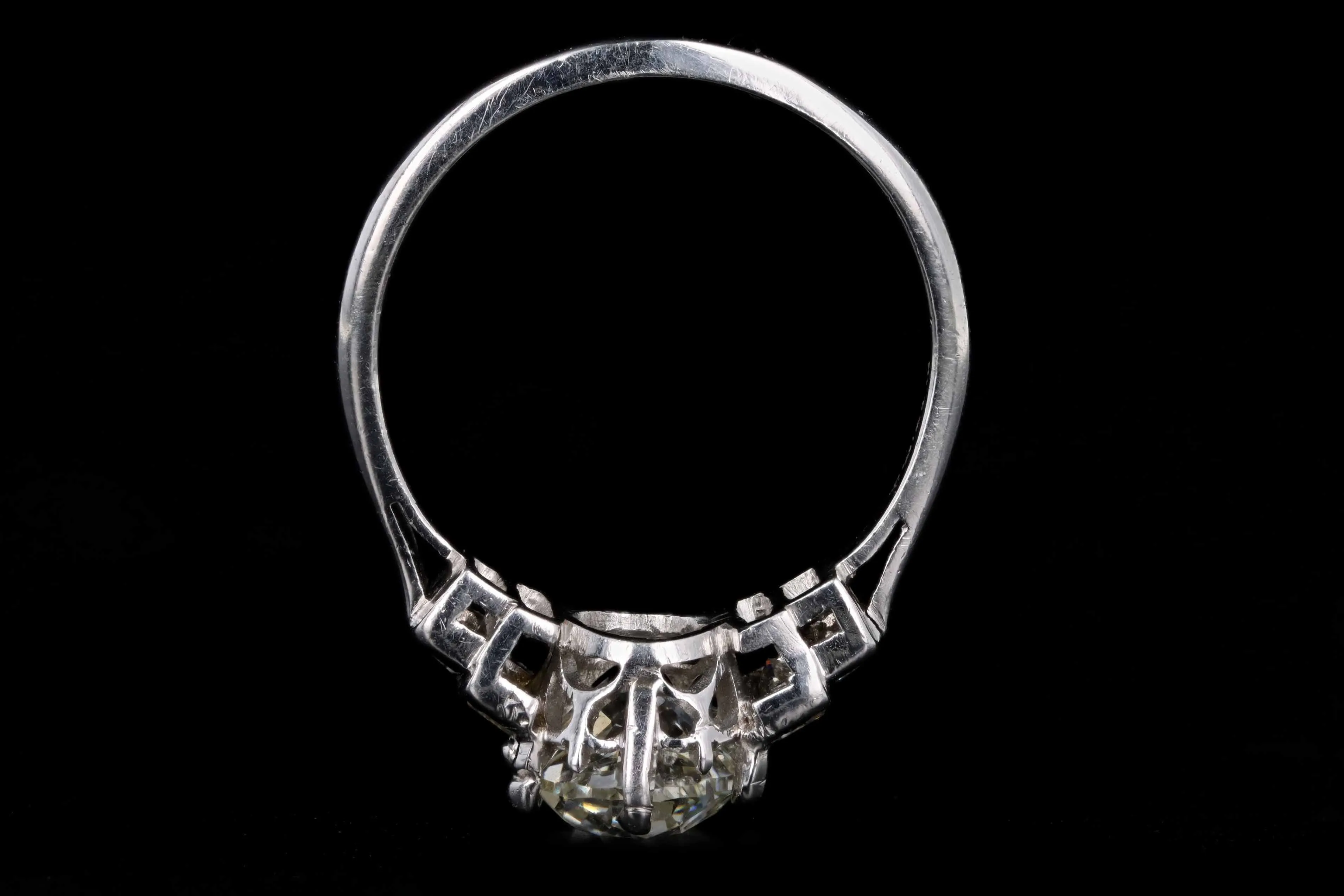 Art Deco Platinum 1.65 Carat Old European Cut Diamond Engagement Ring IGI Certified