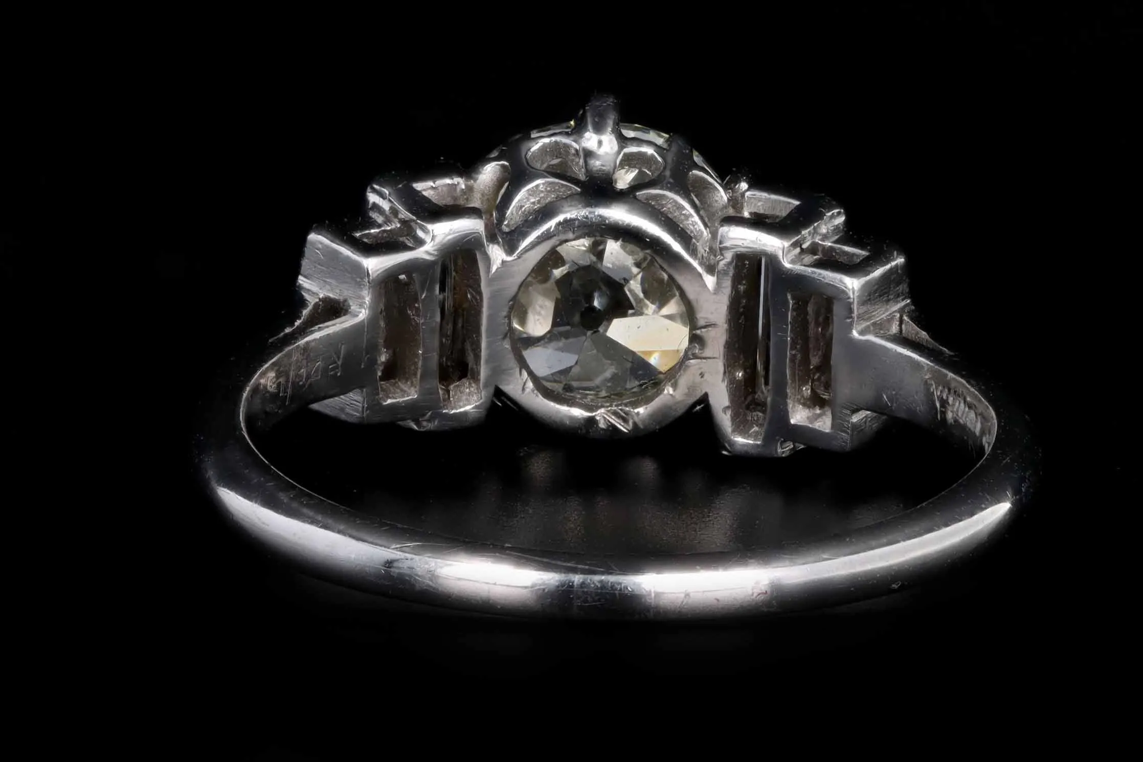 Art Deco Platinum 1.65 Carat Old European Cut Diamond Engagement Ring IGI Certified