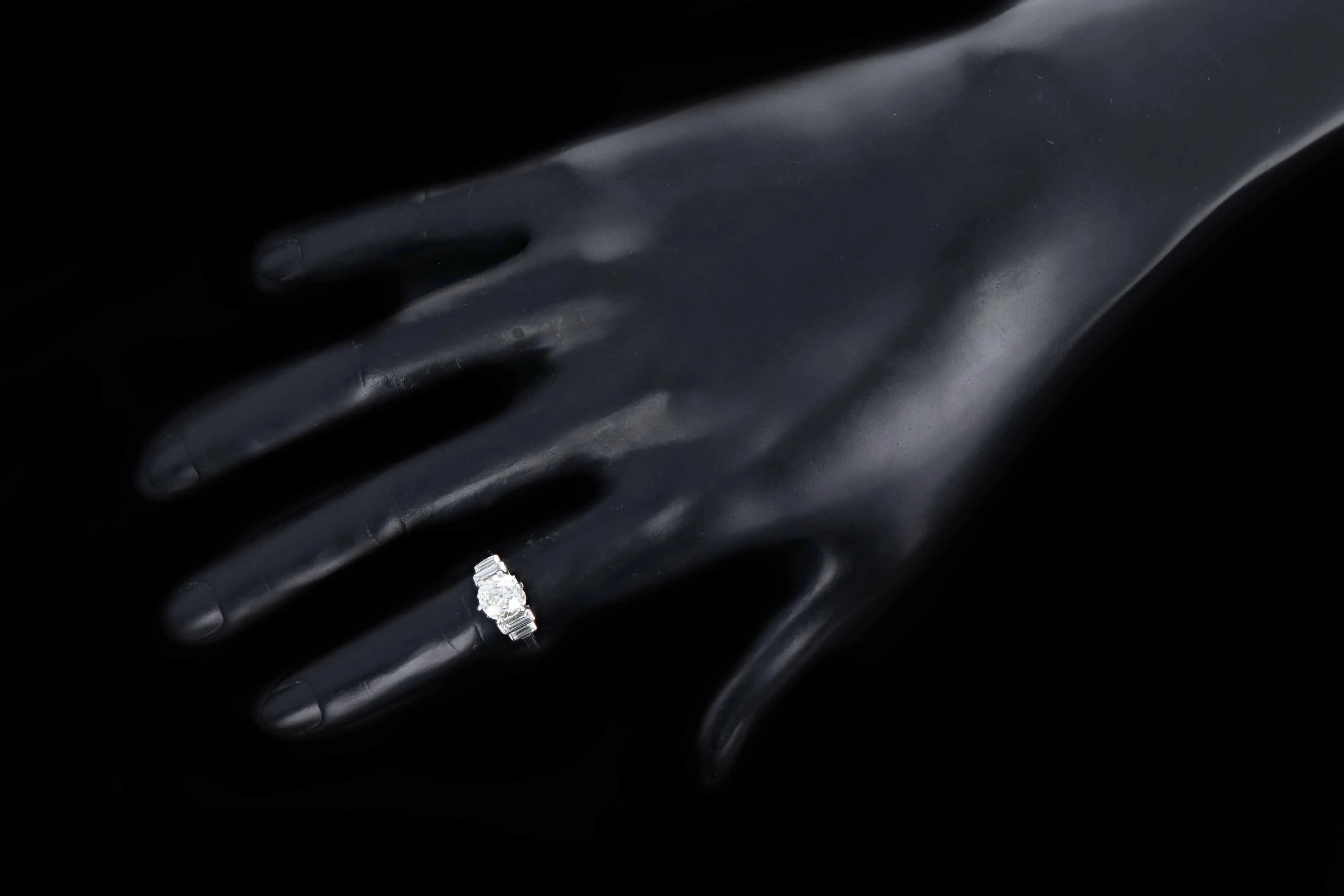 Art Deco Platinum 1.65 Carat Old European Cut Diamond Engagement Ring IGI Certified