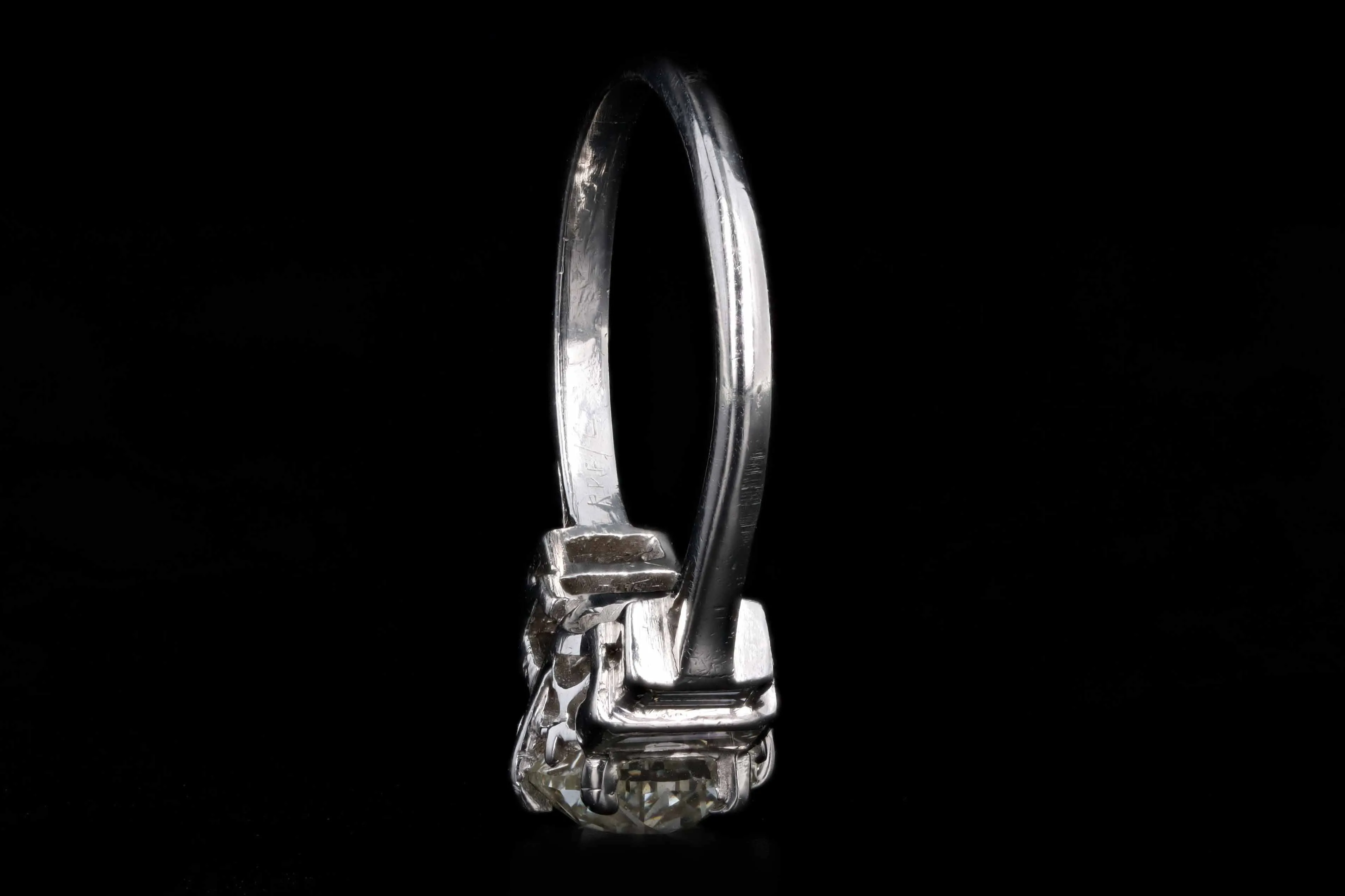 Art Deco Platinum 1.65 Carat Old European Cut Diamond Engagement Ring IGI Certified