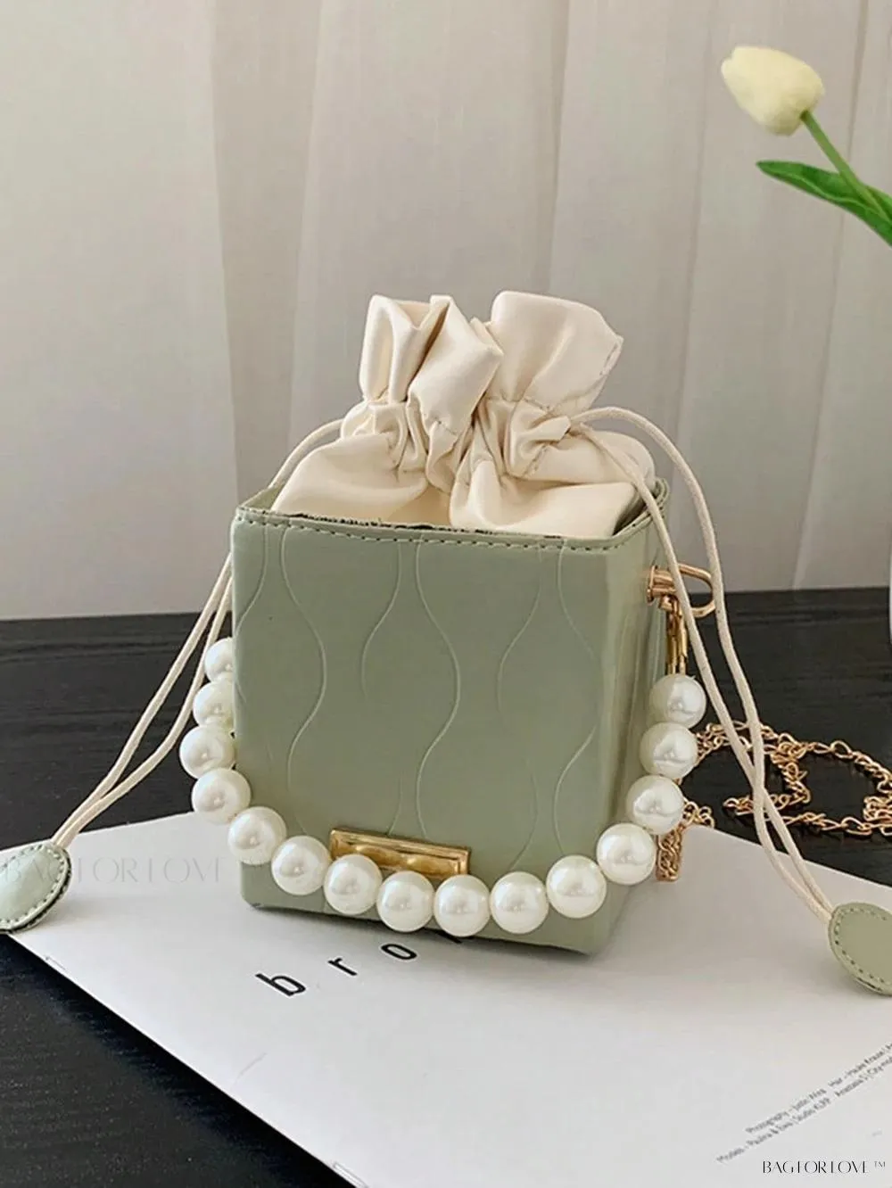 BagForLove - Feminine Fashion Box with Adjustable Casing