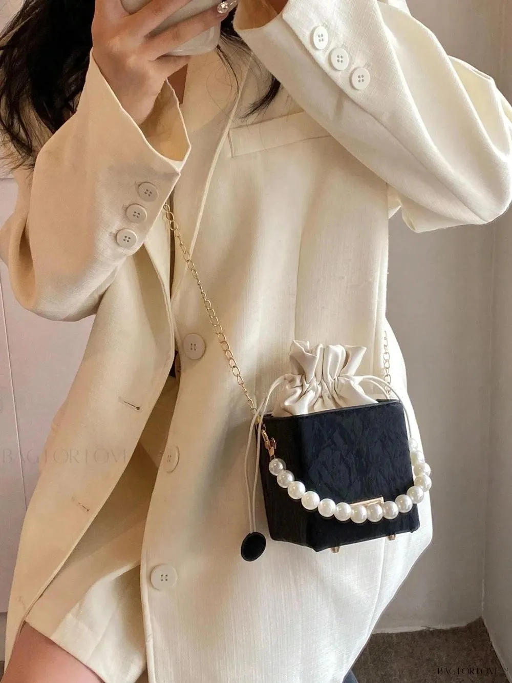 BagForLove - Feminine Fashion Box with Adjustable Casing