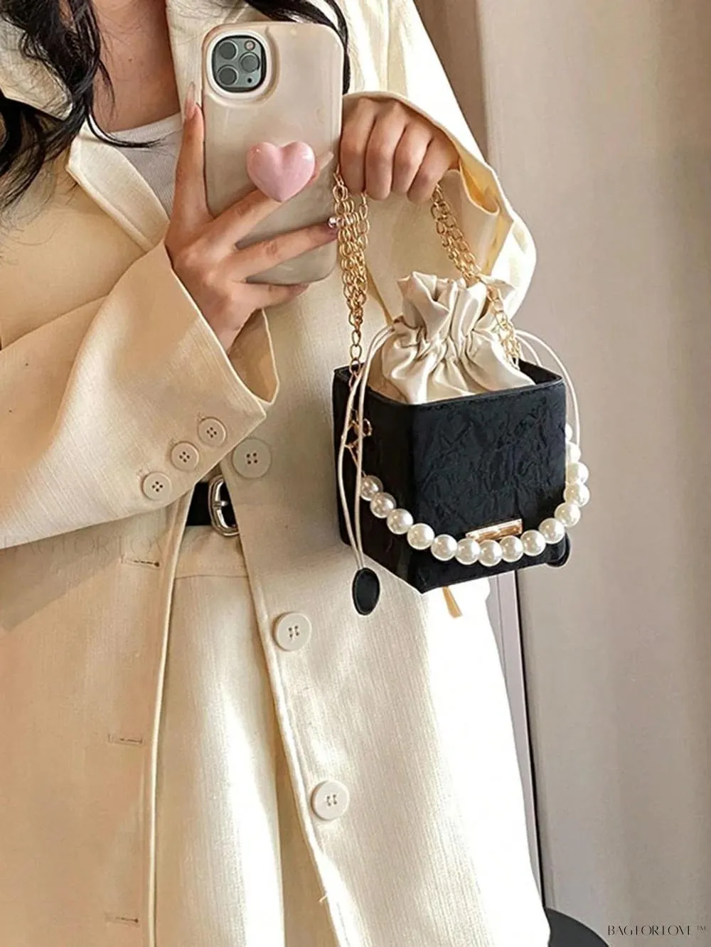 BagForLove - Feminine Fashion Box with Adjustable Casing