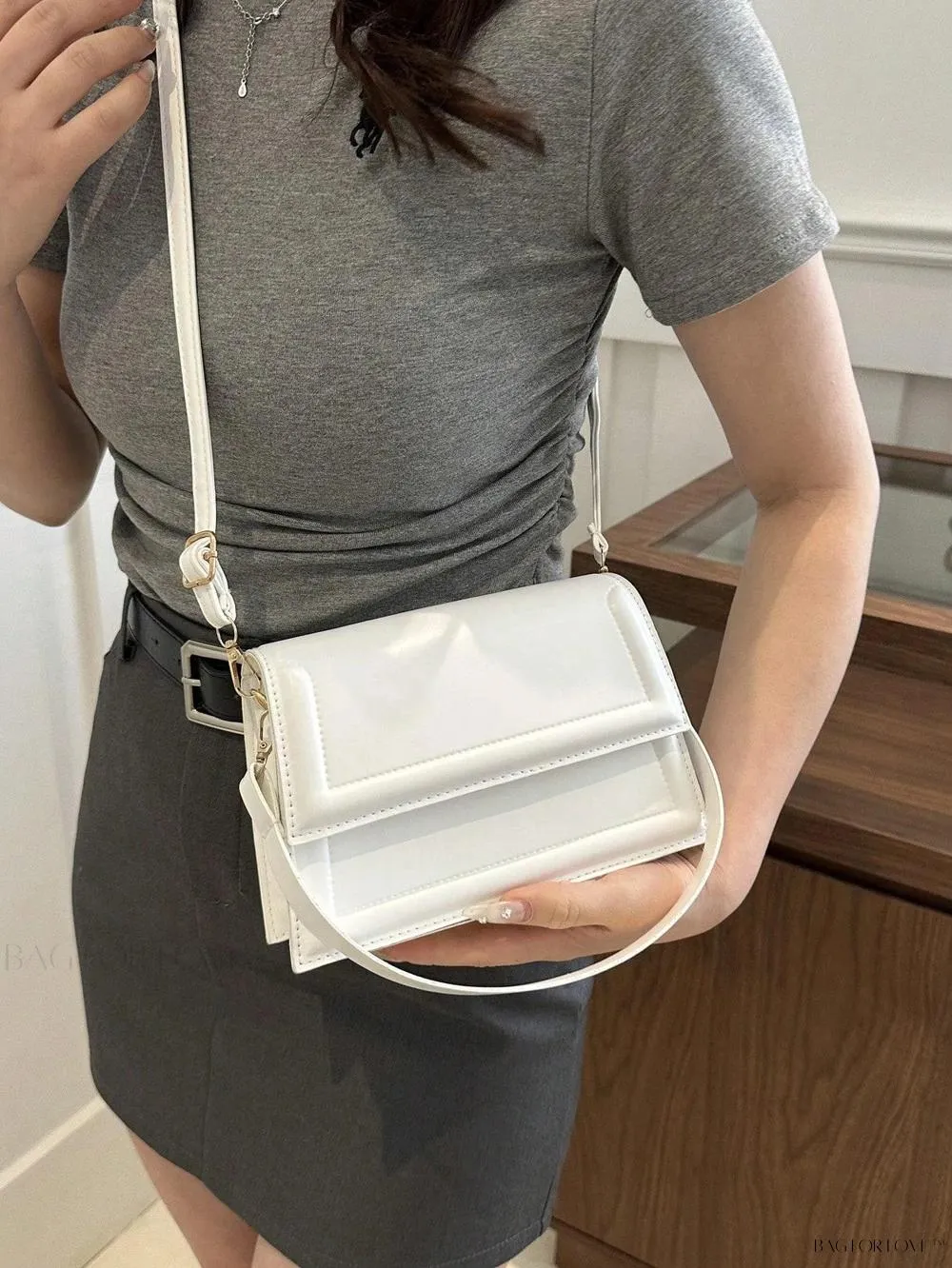 BagForLove - Minimalist Underarm Bag for Busy Ladies on-the-go