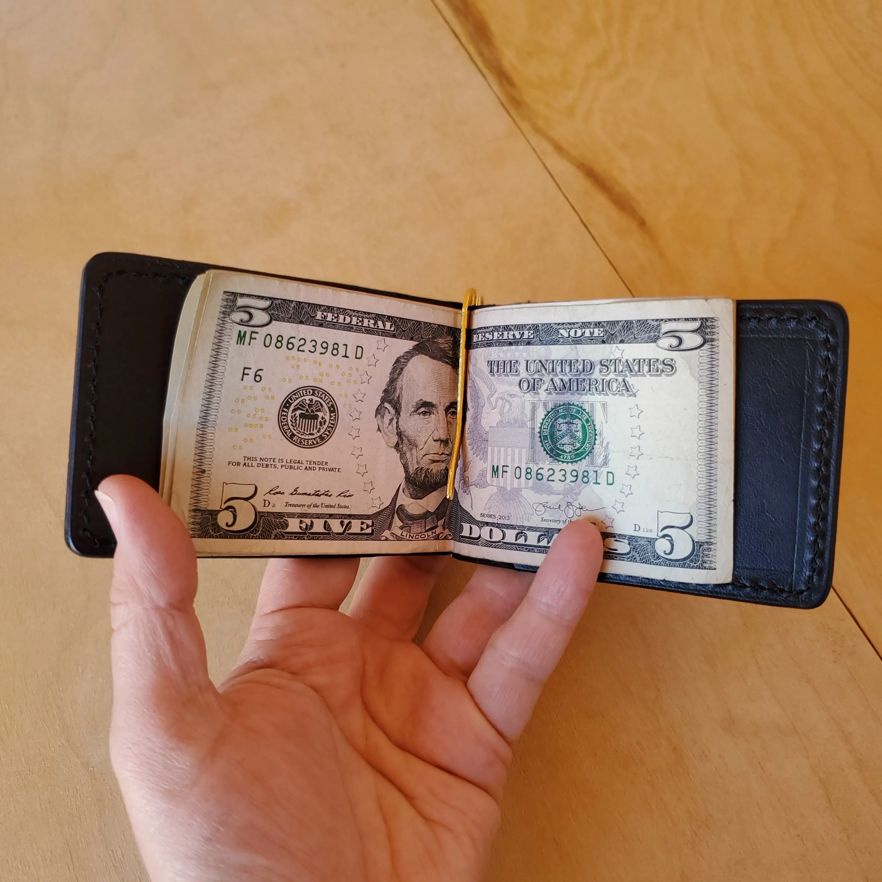 Bar Clip Leather Wallet