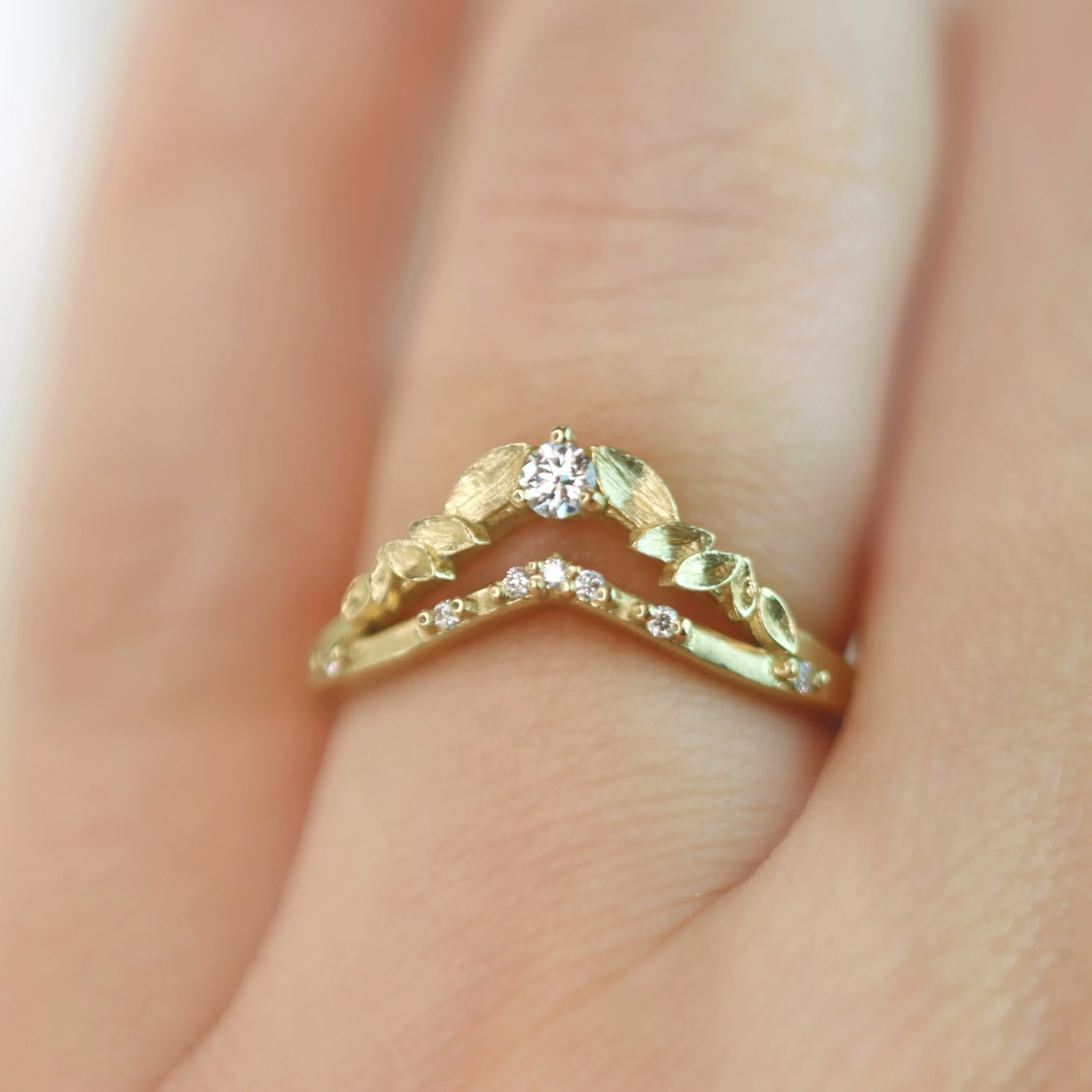 Bay Leaf Pierced Diamond Band Size 6