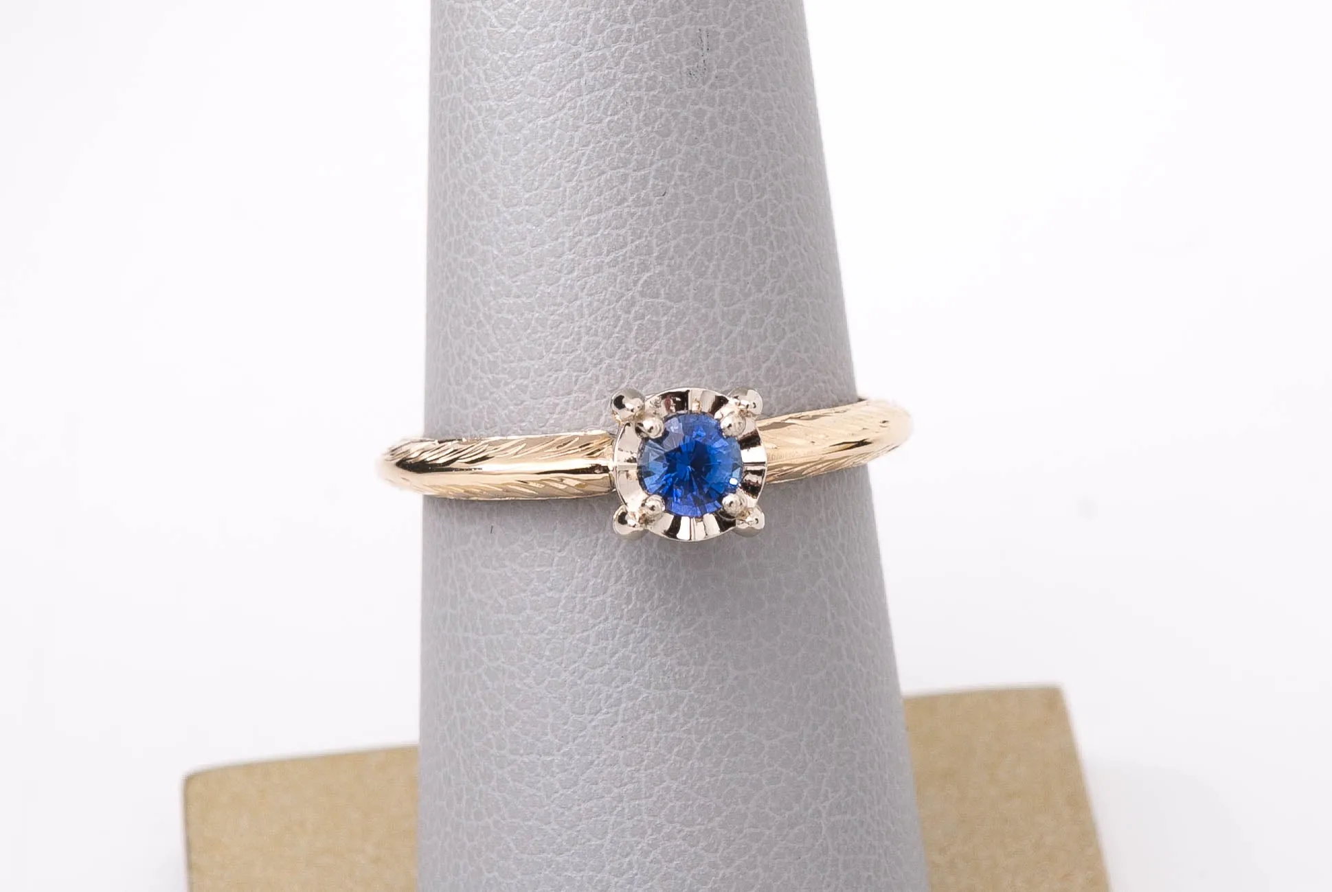 Blue Montana Sapphire Vintage Ring - Hand Engraved - Restored Vintage Ring