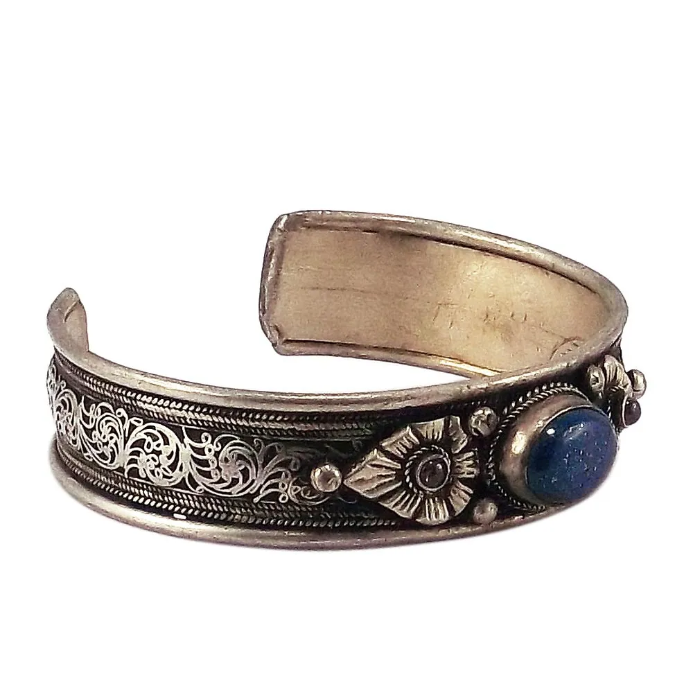 Blue Stone Nepal Tibetan Gypsy Style Bracelate - White Metal