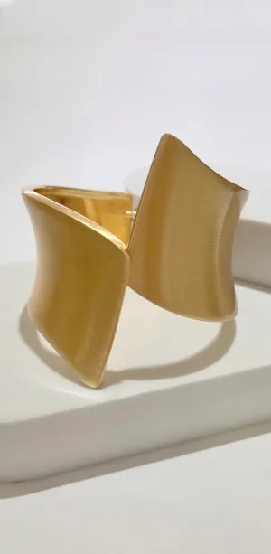 Both Ways Metal Gold Cuff Bracelet