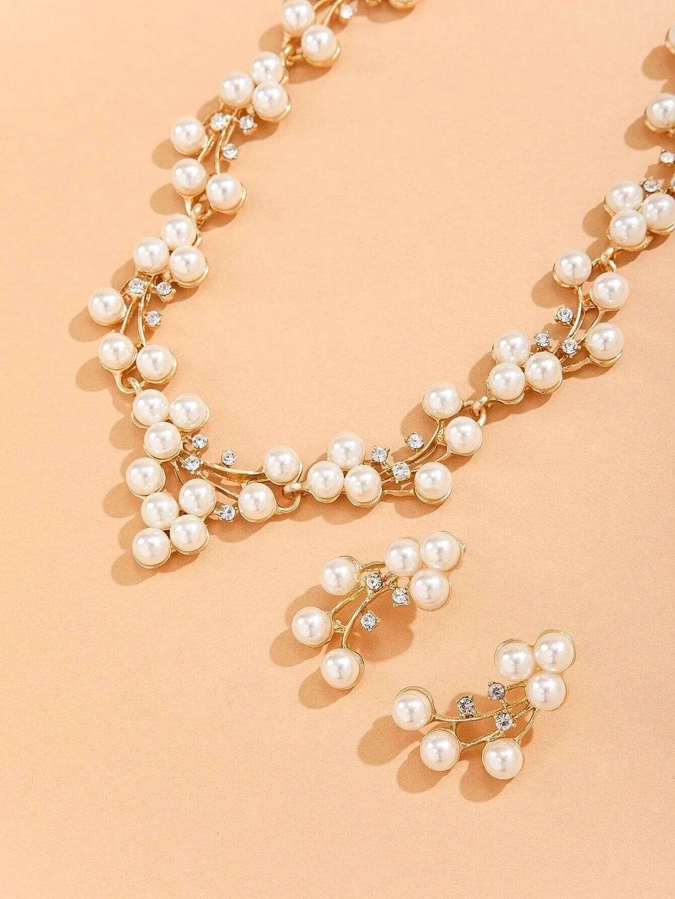 Bridal Big Pearl Cluster Necklace and Earrings 3 PC Jewelry Set, Large Pearl Prom Earrings and a Choker Necklace Wedding 3 PC Jewelry Set