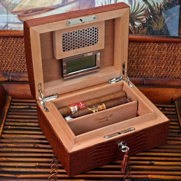 Brizard & Co. The "Airflow" Cigar Humidor - Antique Saddle Leather (30/40 Count)