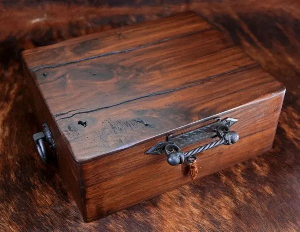 Brizard and co. The "Hacienda" Humidor - 60/70 Count