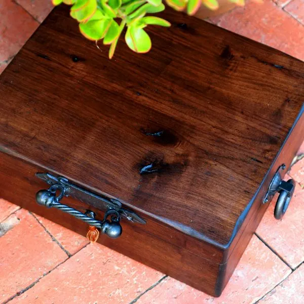 Brizard and co. The "Hacienda" Humidor - 60/70 Count