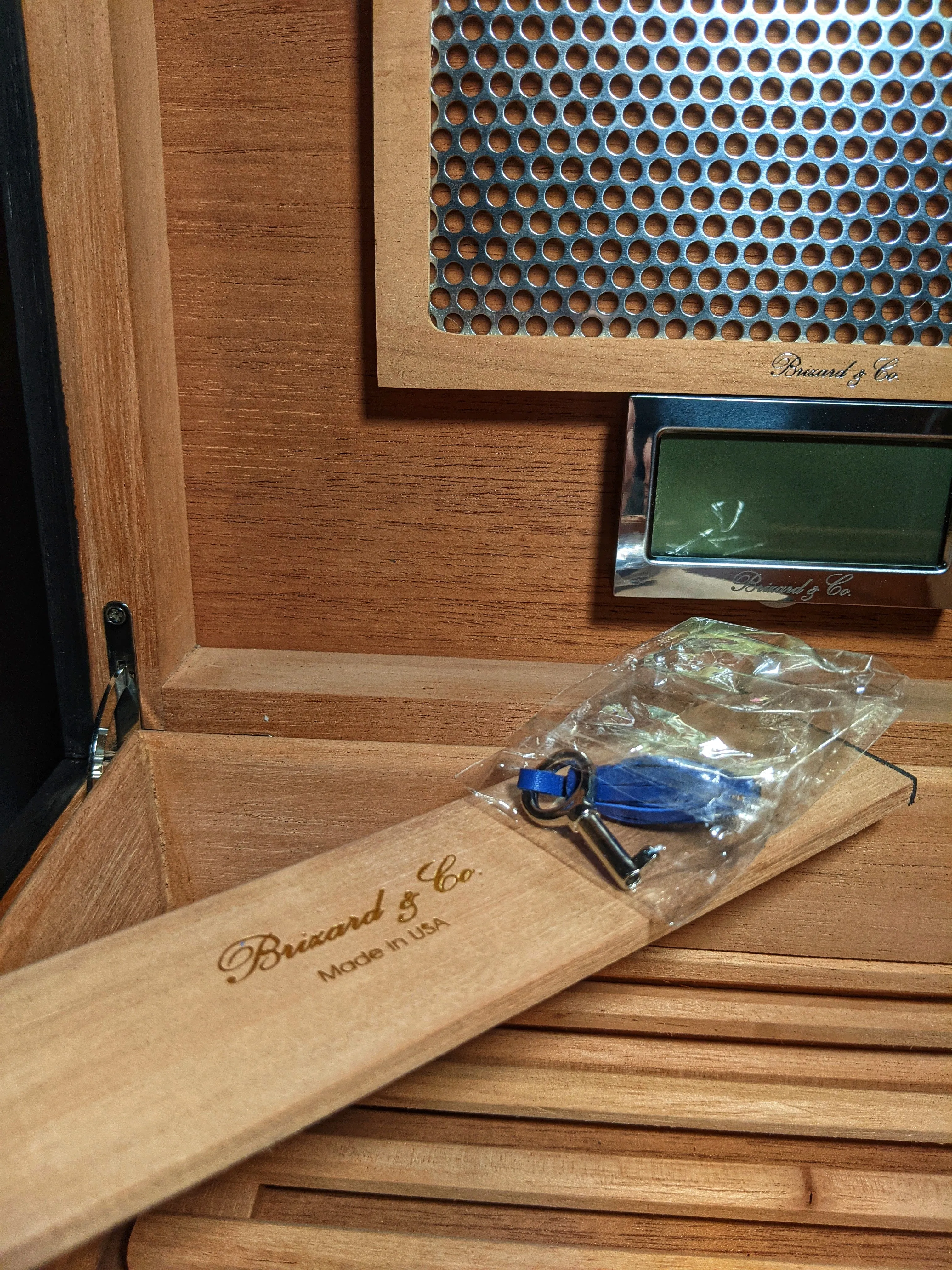 Brizard and Co. The "Royal Oak Collection" Humidor - Black Oak (60 / 70 Count)