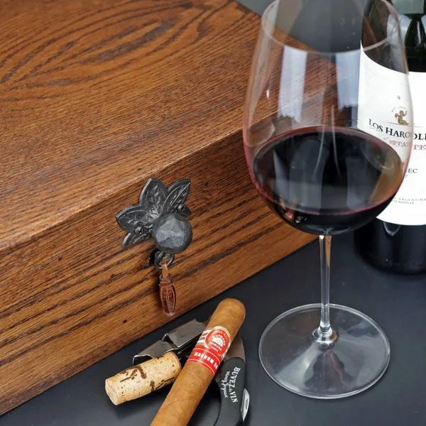 Brizard and Co. The "Royal Oak Collection" Humidor - Golden Oak (60/70 Count)