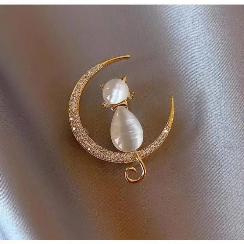 Brooches Collection 003-4 (25 63-85) - Thai Dress Brooches and Jewellry