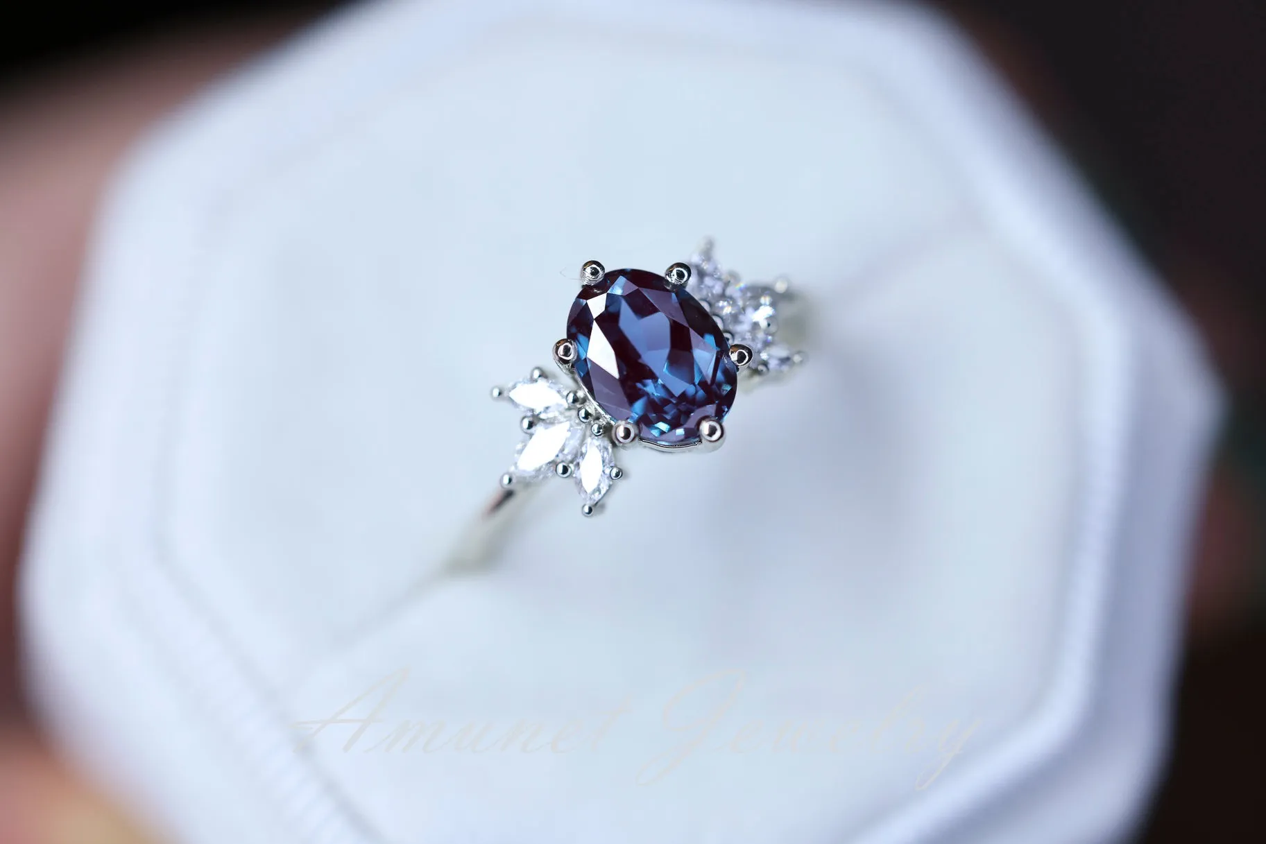 Chatham alexandrite ring Size 6 14k White gold