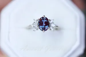 Chatham alexandrite ring Size 6 14k White gold