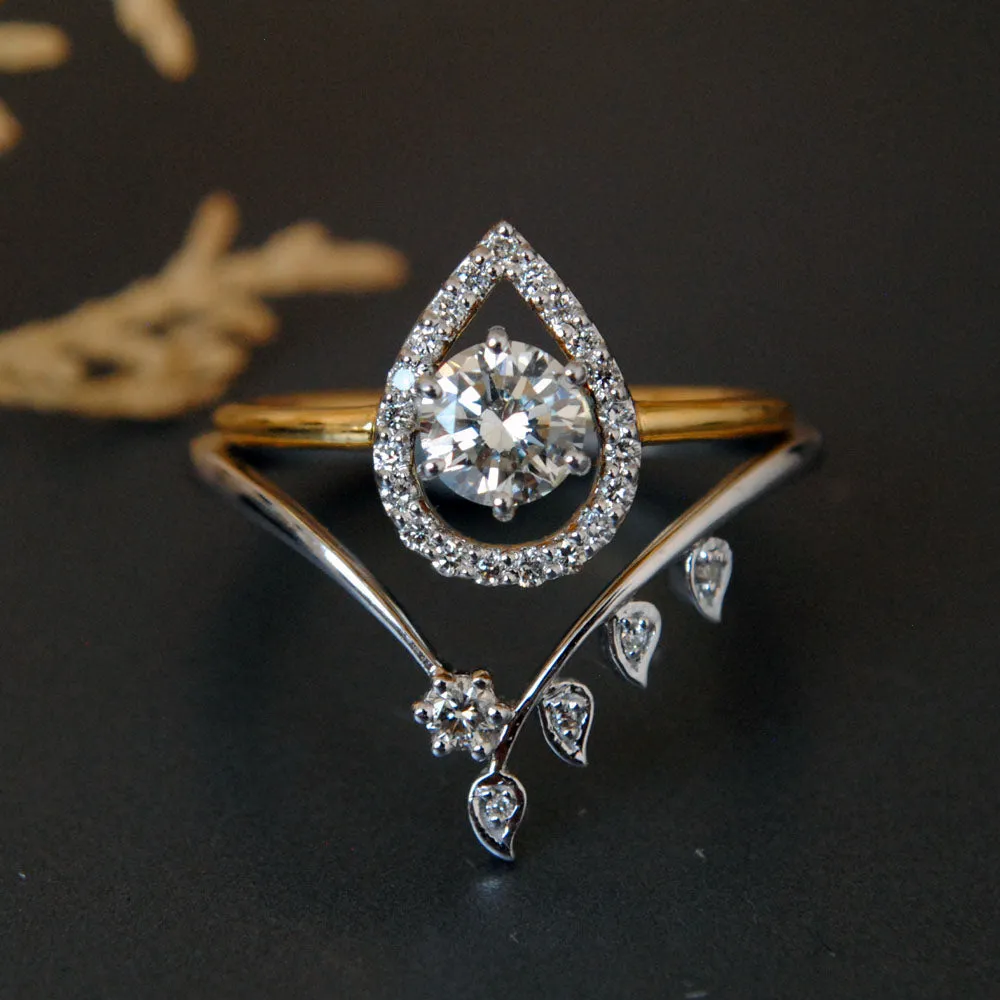 Chevron Leaf Deep V Wedding Band