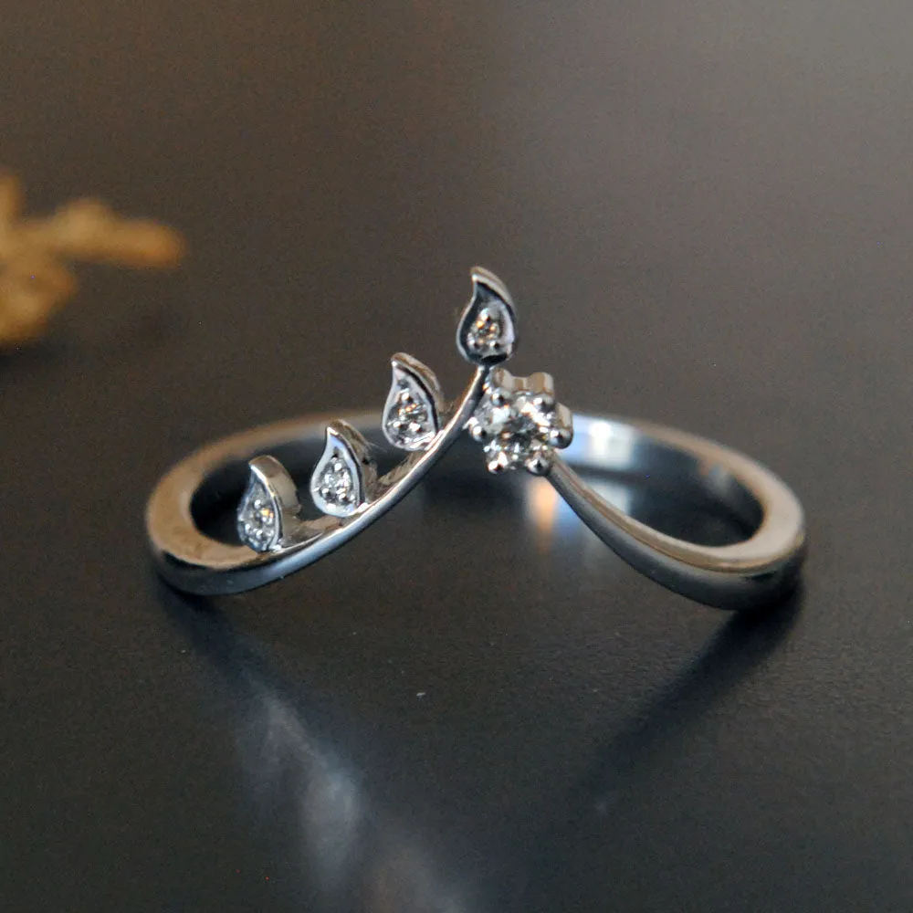 Chevron Leaf Deep V Wedding Band