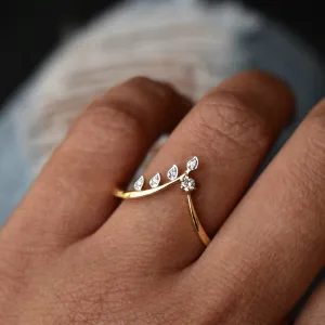 Chevron Leaf Deep V Wedding Band