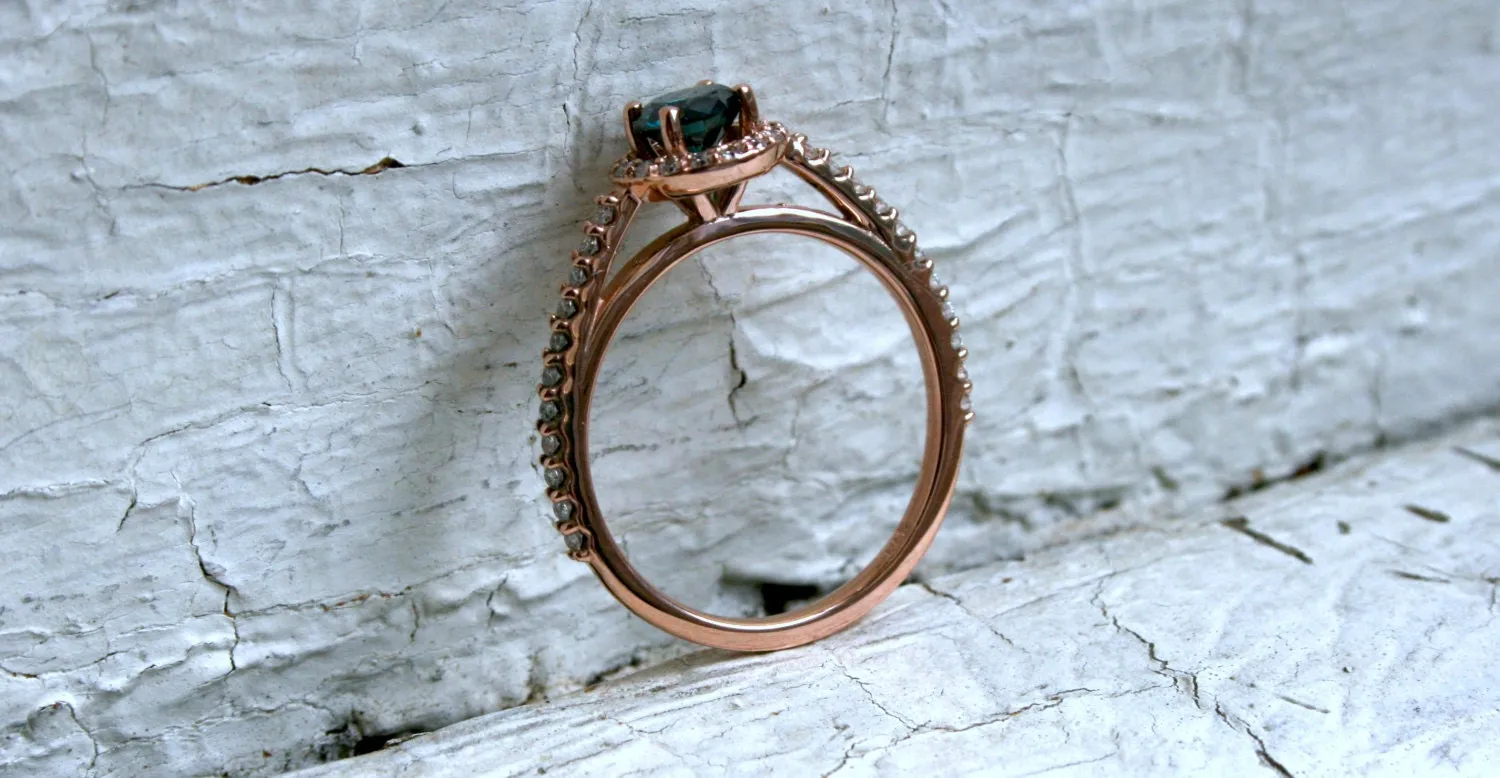 Classic Halo Diamond Engagement Ring in 14K Rose Gold - 0.77ct.