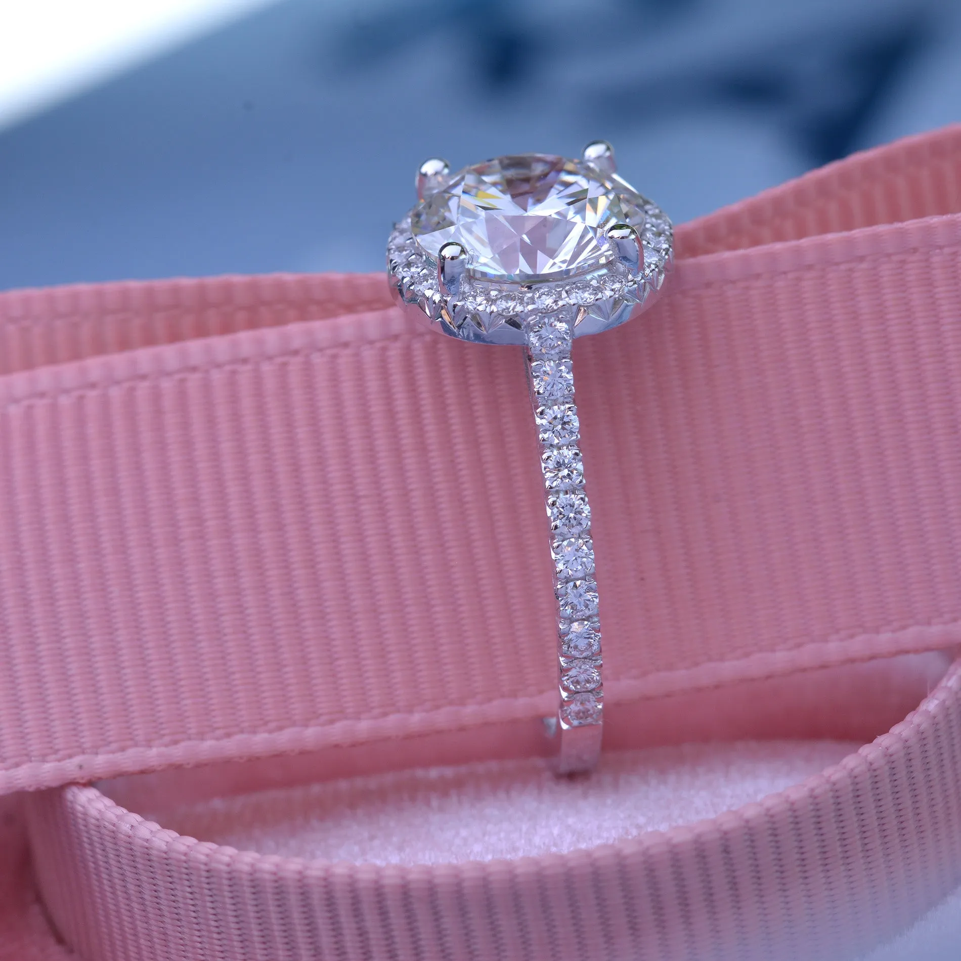 Classic Round Halo - Lab Grown diamond engagement ring 2ct to 3ct center