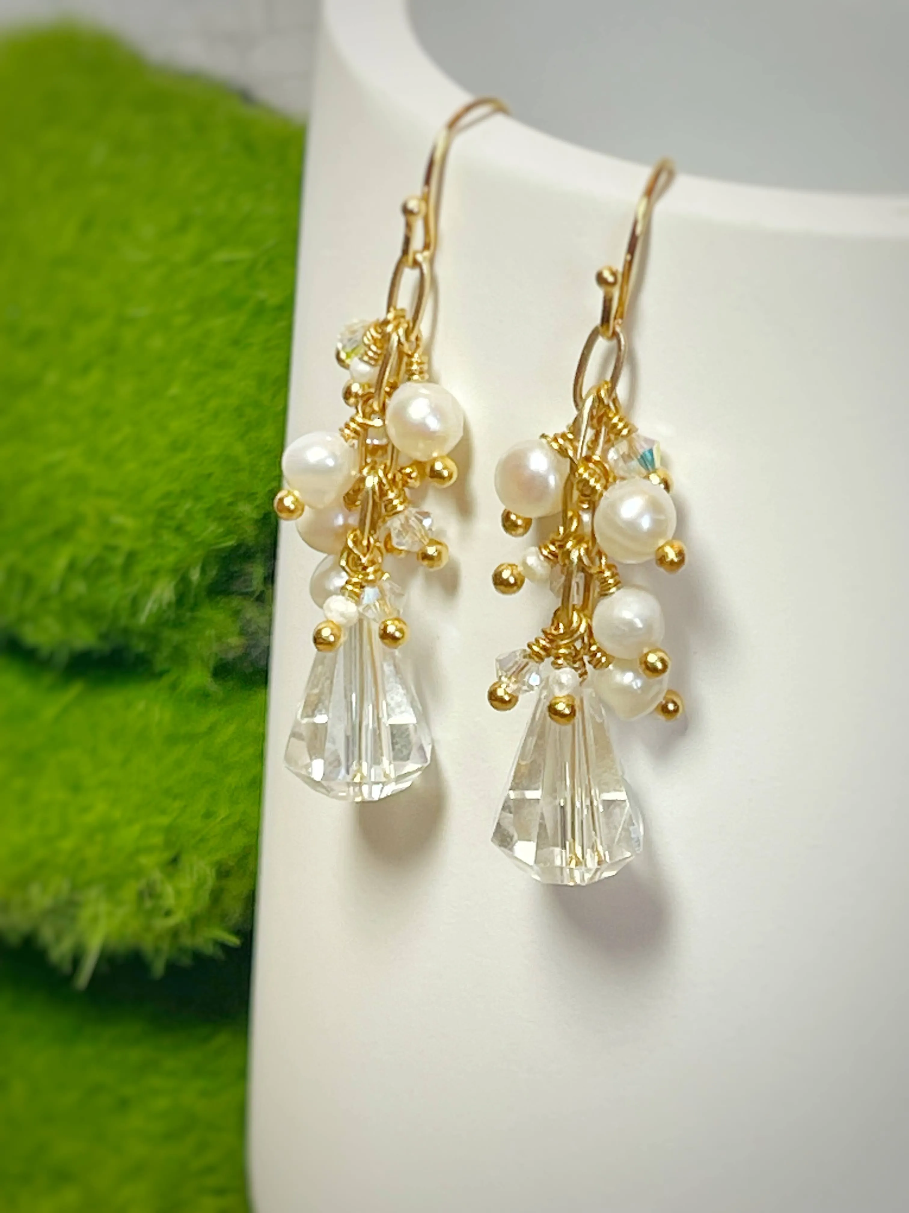 Crystal & Pearl Necklace & Earring Set