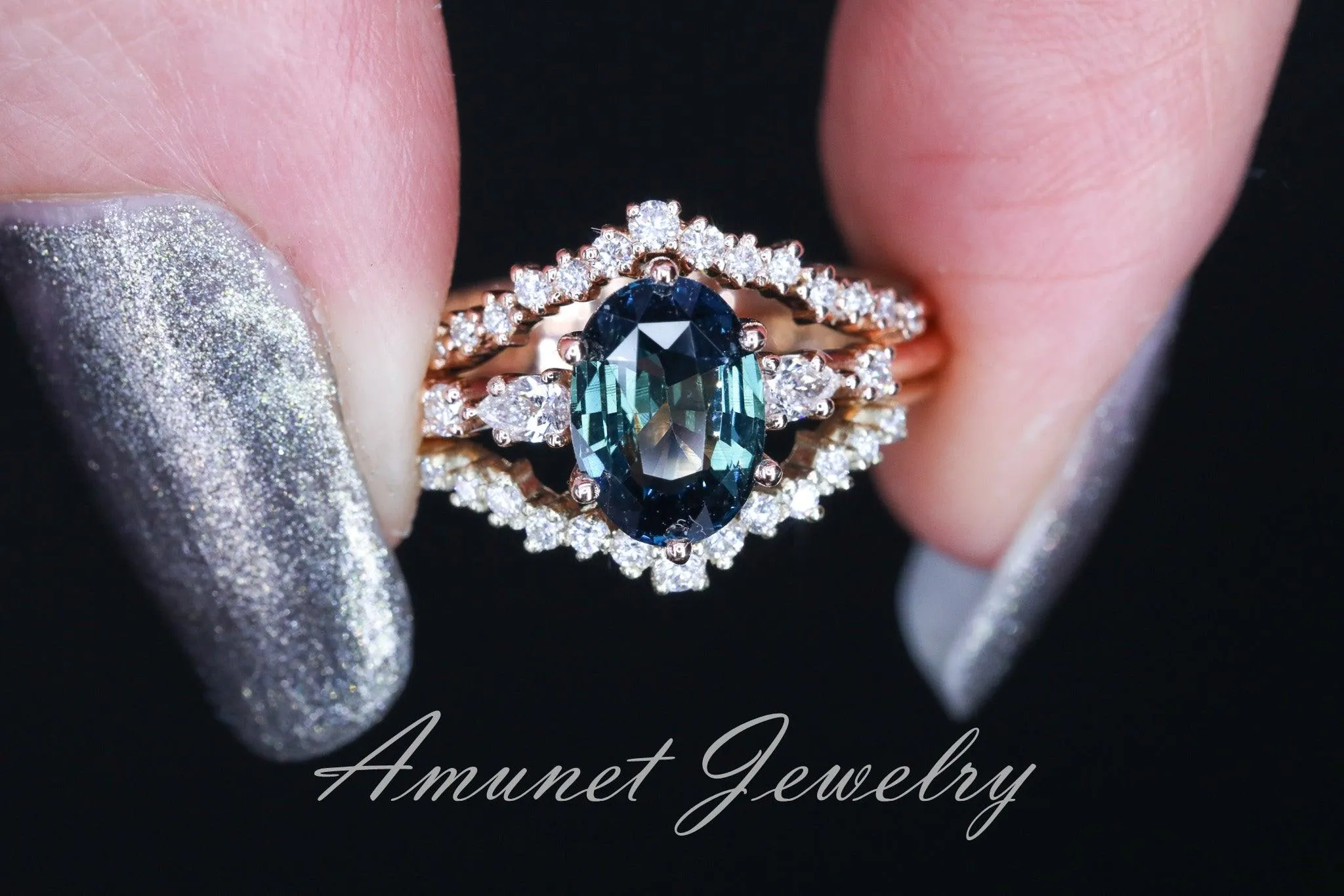 Elegant curved wedding band – A beautifully crafted and unique engagement and wedding ring