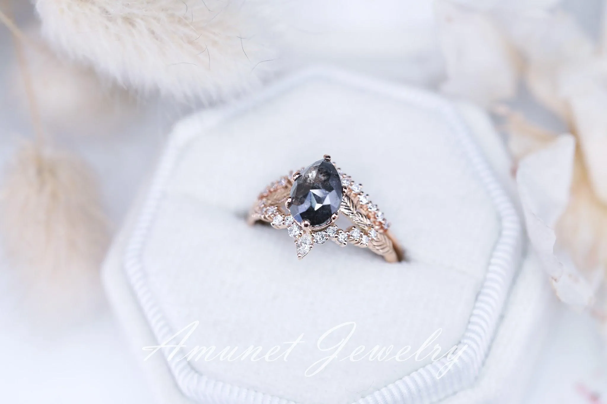 Elegant curved wedding band – A beautifully crafted and unique engagement and wedding ring
