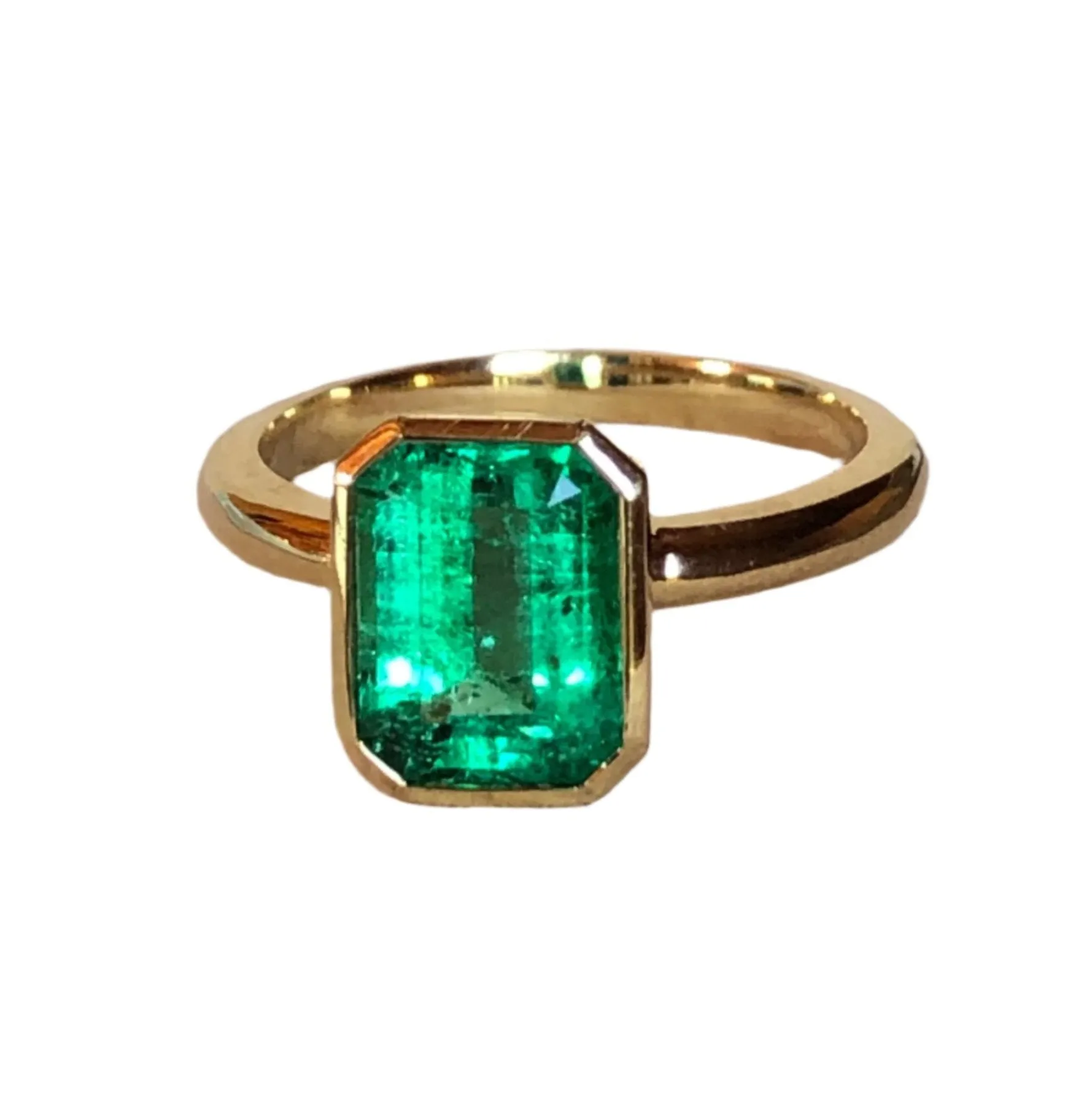 Emeralds Maravellous Solitaire Natural Colombian Emerald 18K Engagement Ring