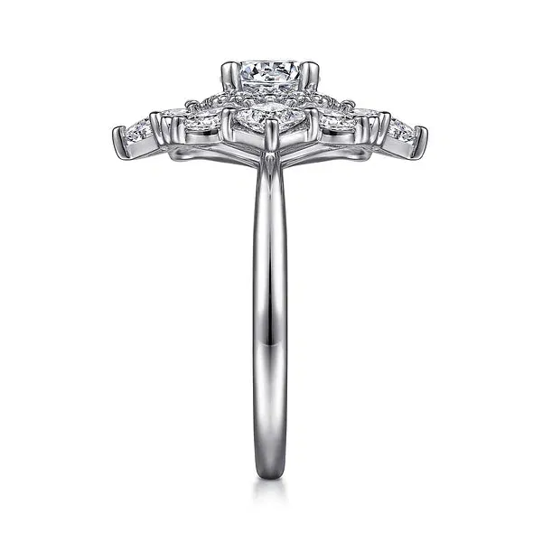 Fancy Halo Round Diamond Engagement Ring Mounting