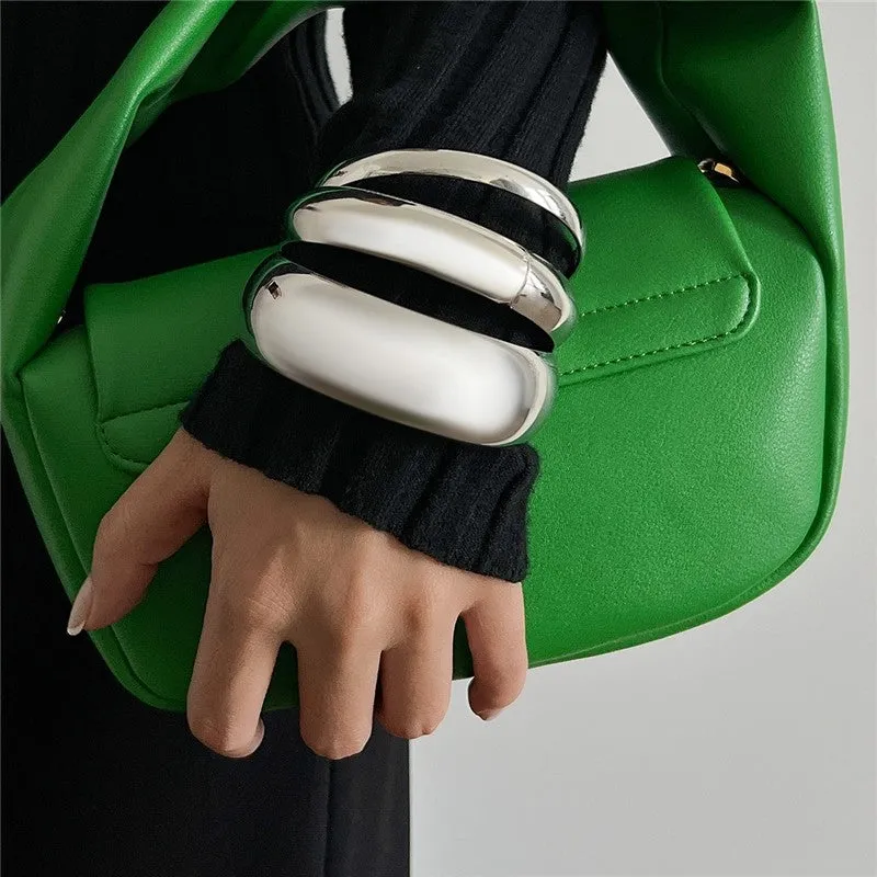 Fashionable Metal Bracelet Set