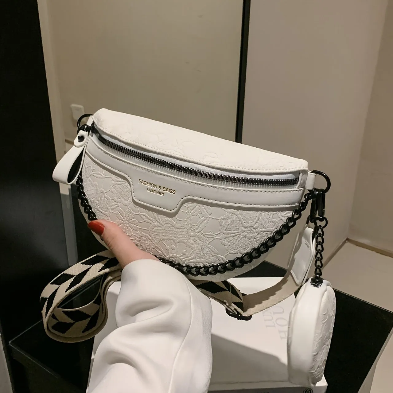 Floral Jacquard Chest Bag With Coin Purse, Y2K Chain Decor Crossbody Bag, Women's PU Leather Fanny Pack