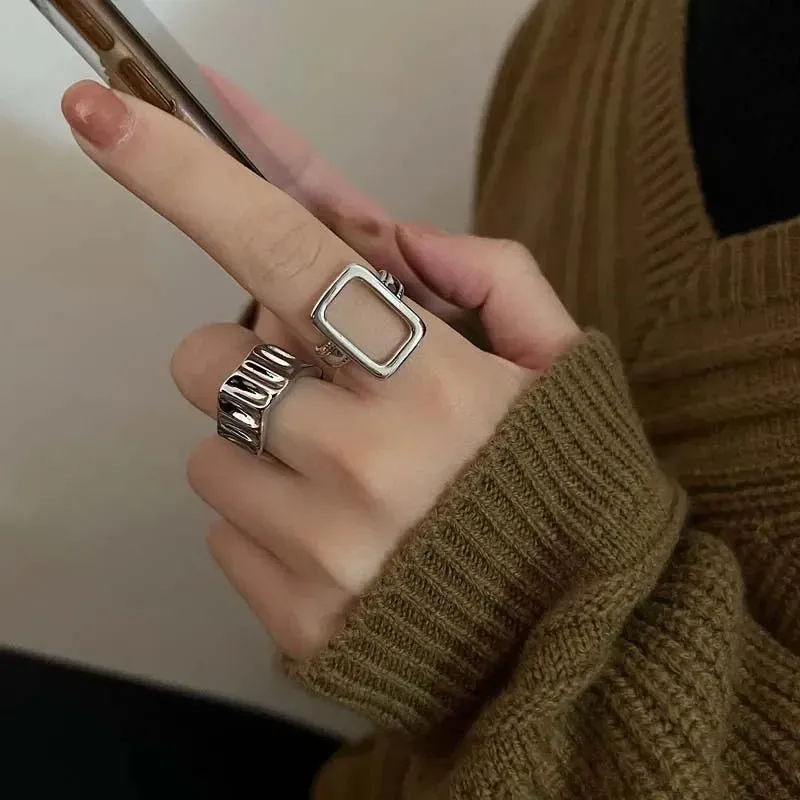 Gothic Punk Pearl Twining Rings for Women Vintage Set Jewelry