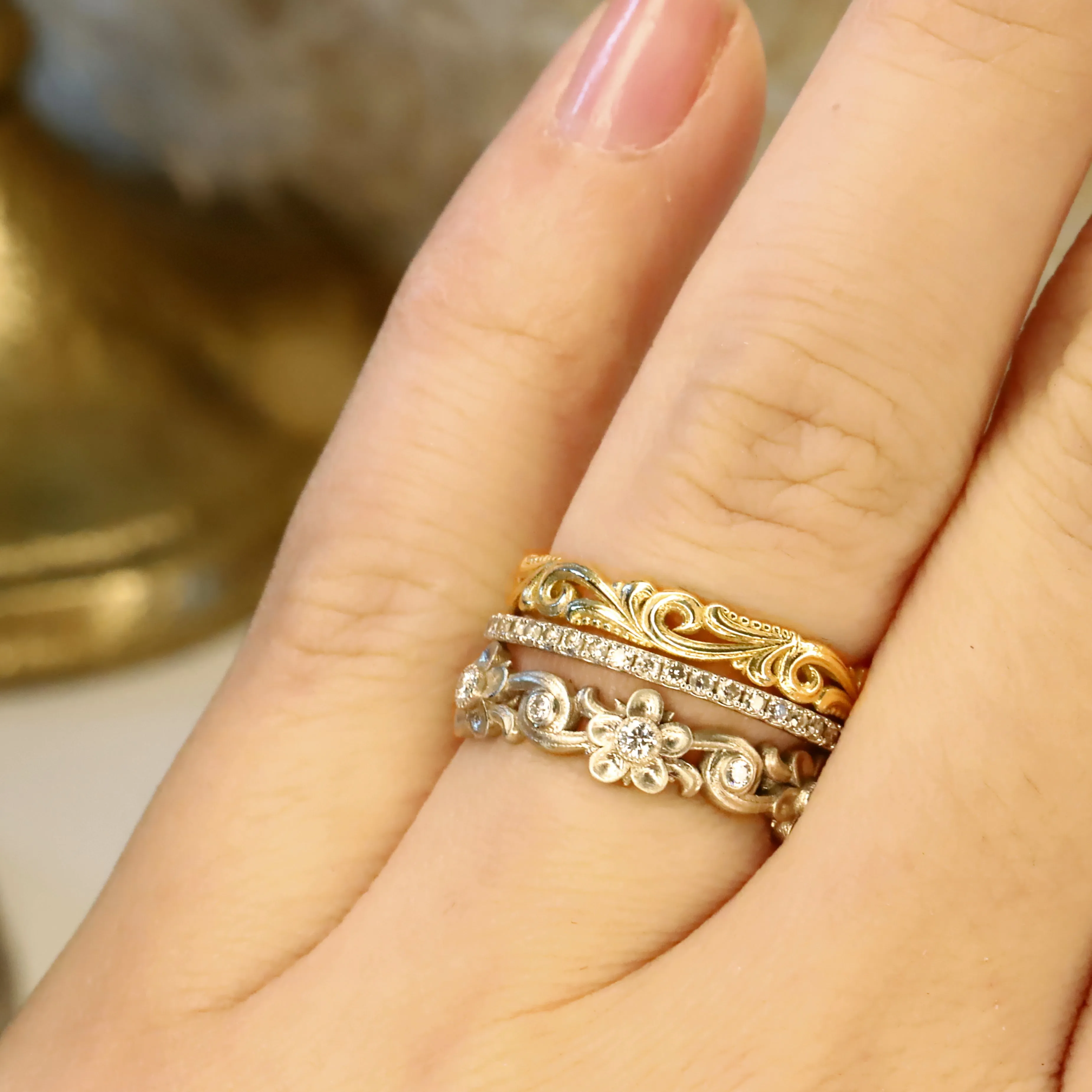 Hera Filigree Scrollwork Carved Gold Band