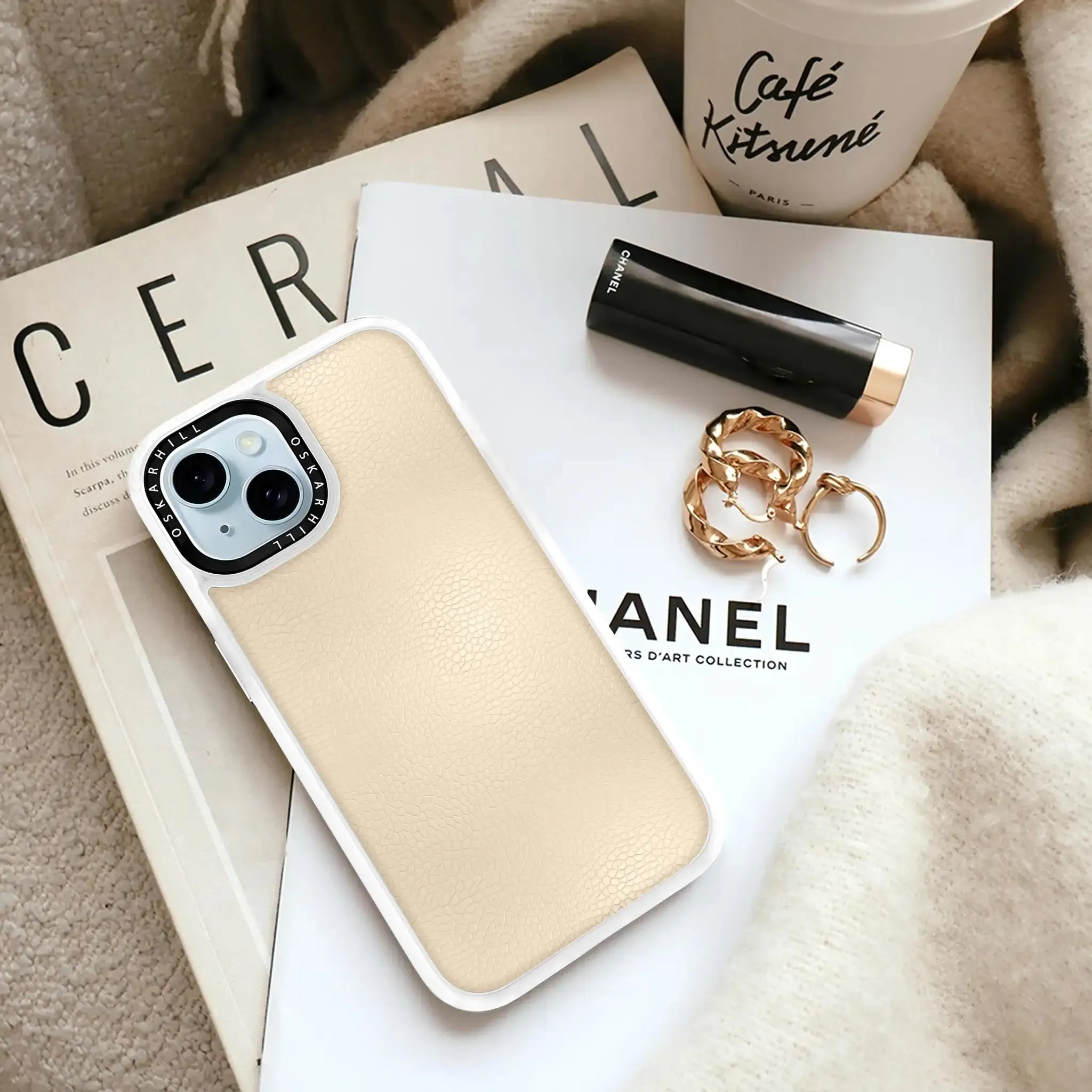 iPhone 14 Plus Case Classic Leather — Almond