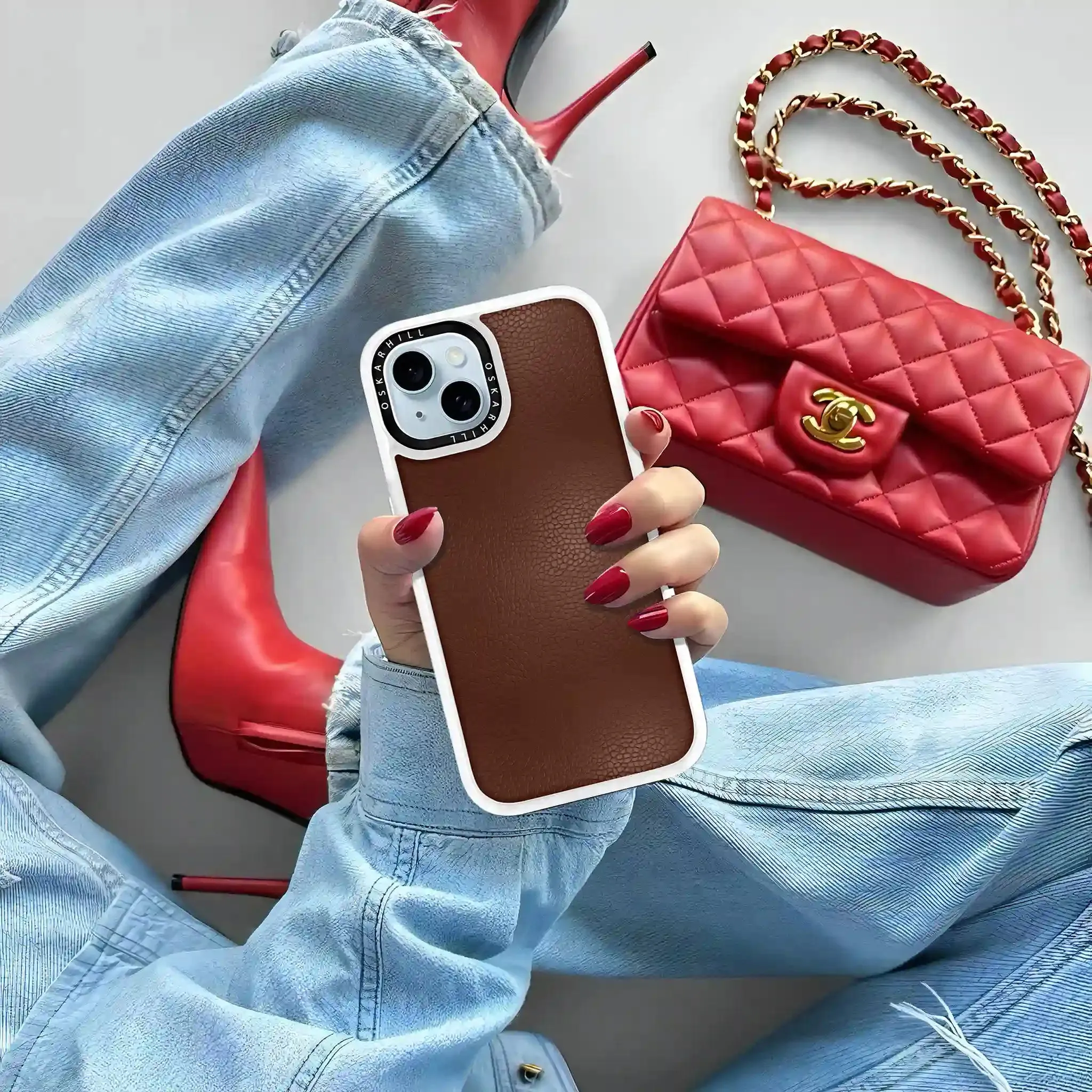 iPhone 15 Case Classic Leather — Seal Brown