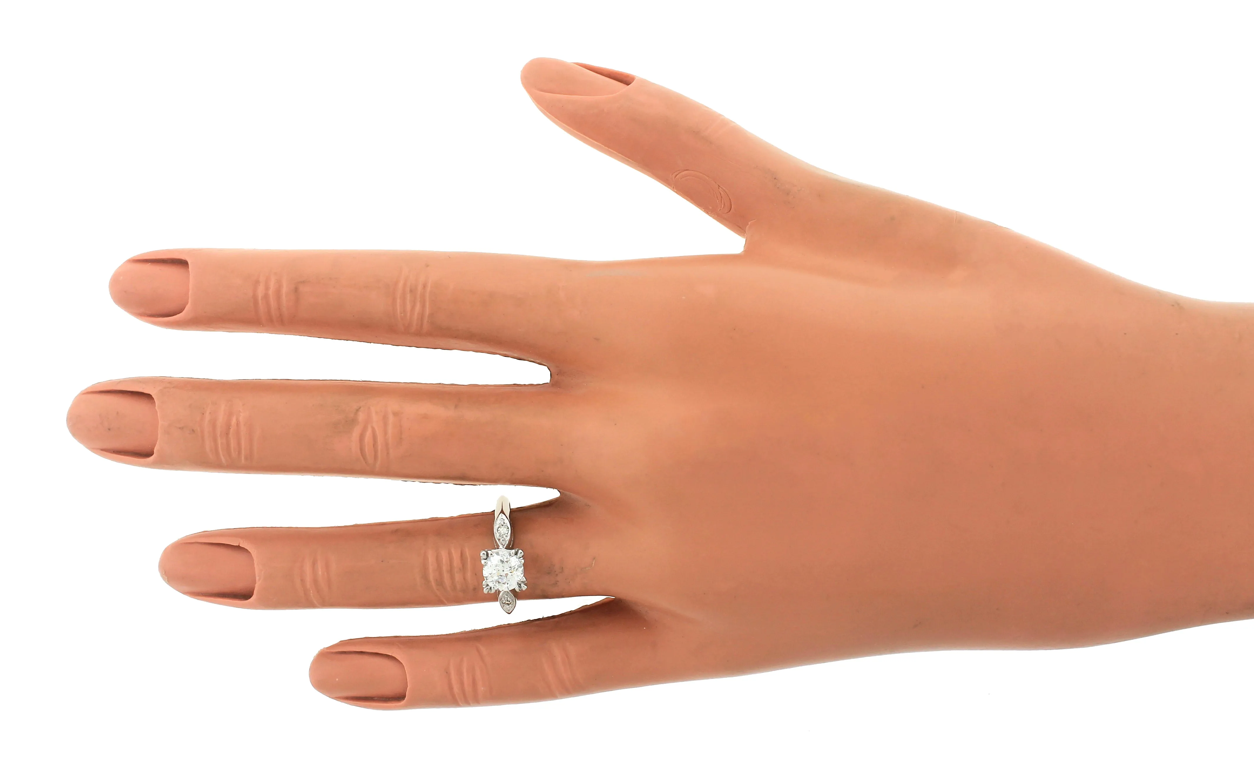 Ladies Vintage Estate Platinum 0.93ctw Diamond Engagement Ring EGL USA