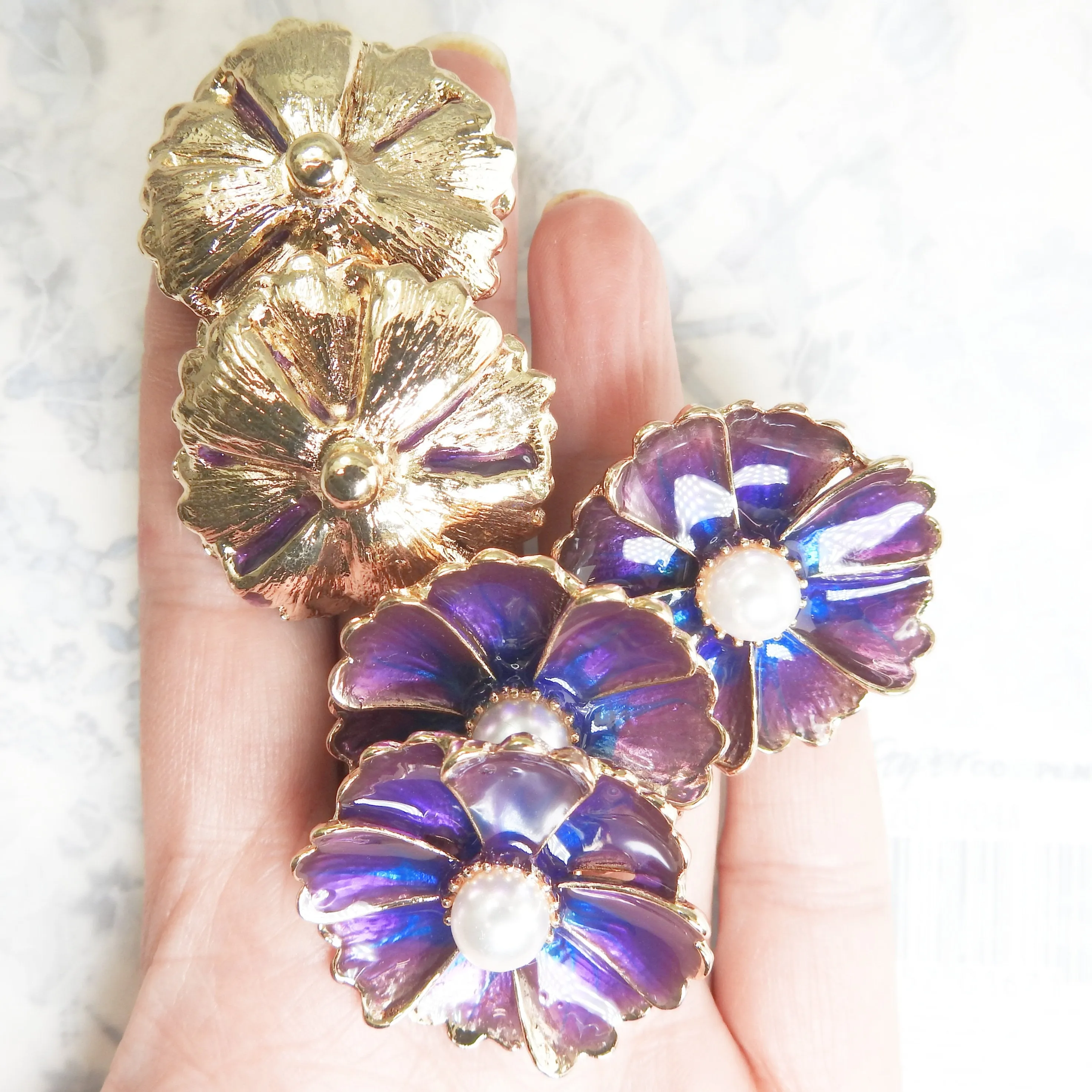 Large Purple Flower Snap Buttons