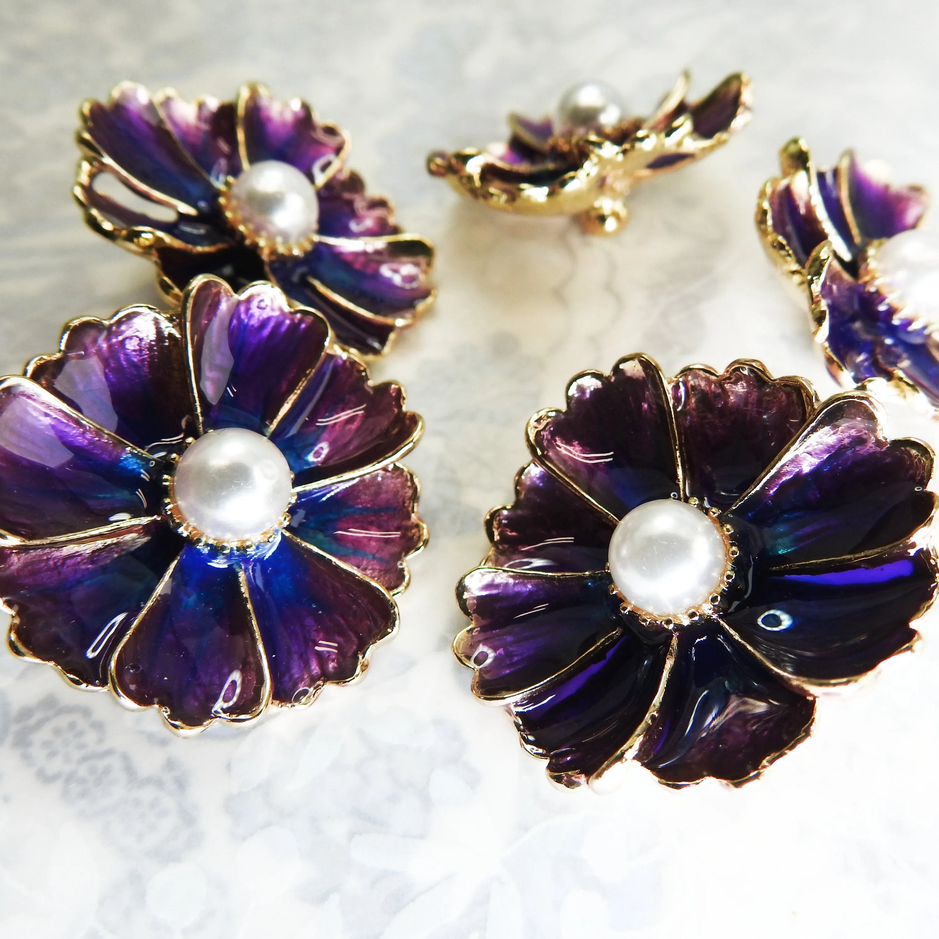 Large Purple Flower Snap Buttons