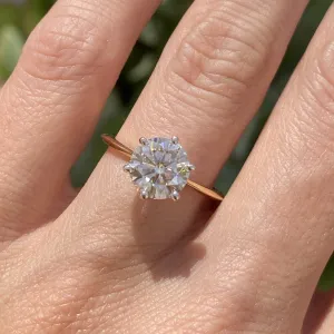 Liv (2ct) Round Moissanite Engagement Ring